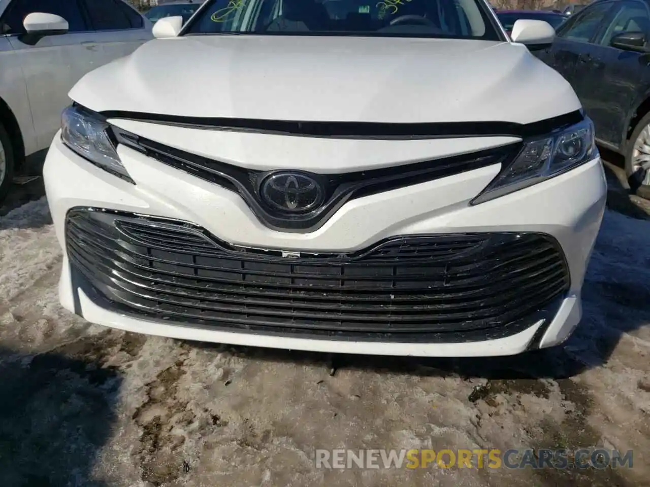 9 Photograph of a damaged car 4T1B11HK9KU746567 TOYOTA CAMRY 2019