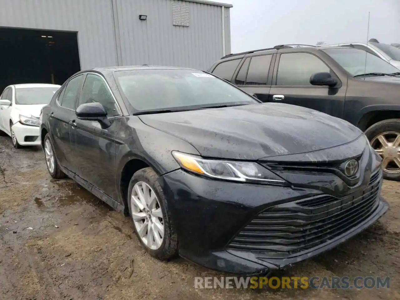 1 Photograph of a damaged car 4T1B11HK9KU747427 TOYOTA CAMRY 2019