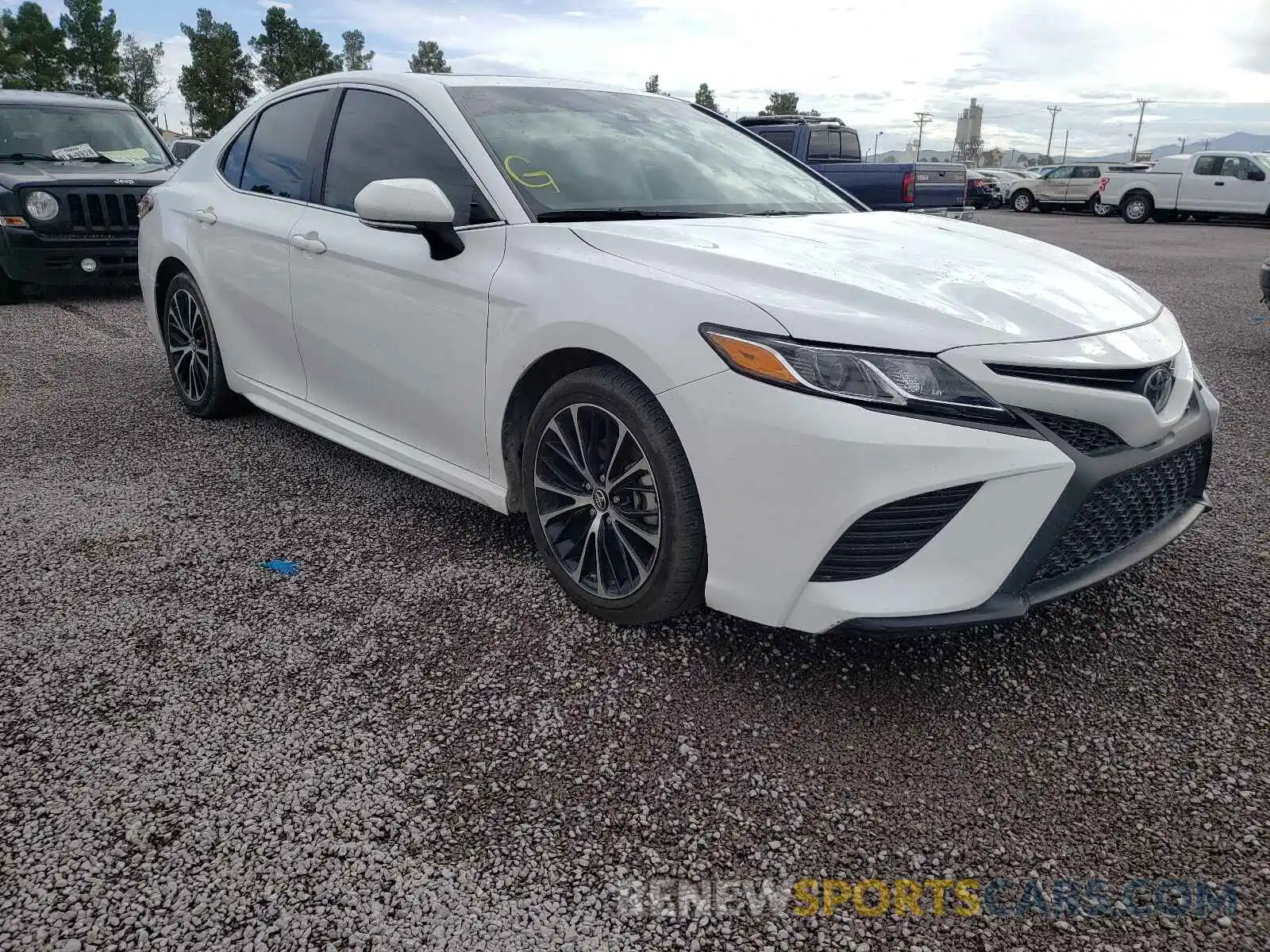 1 Photograph of a damaged car 4T1B11HK9KU751865 TOYOTA CAMRY 2019