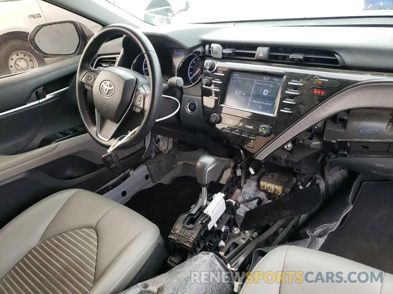 9 Photograph of a damaged car 4T1B11HK9KU751865 TOYOTA CAMRY 2019