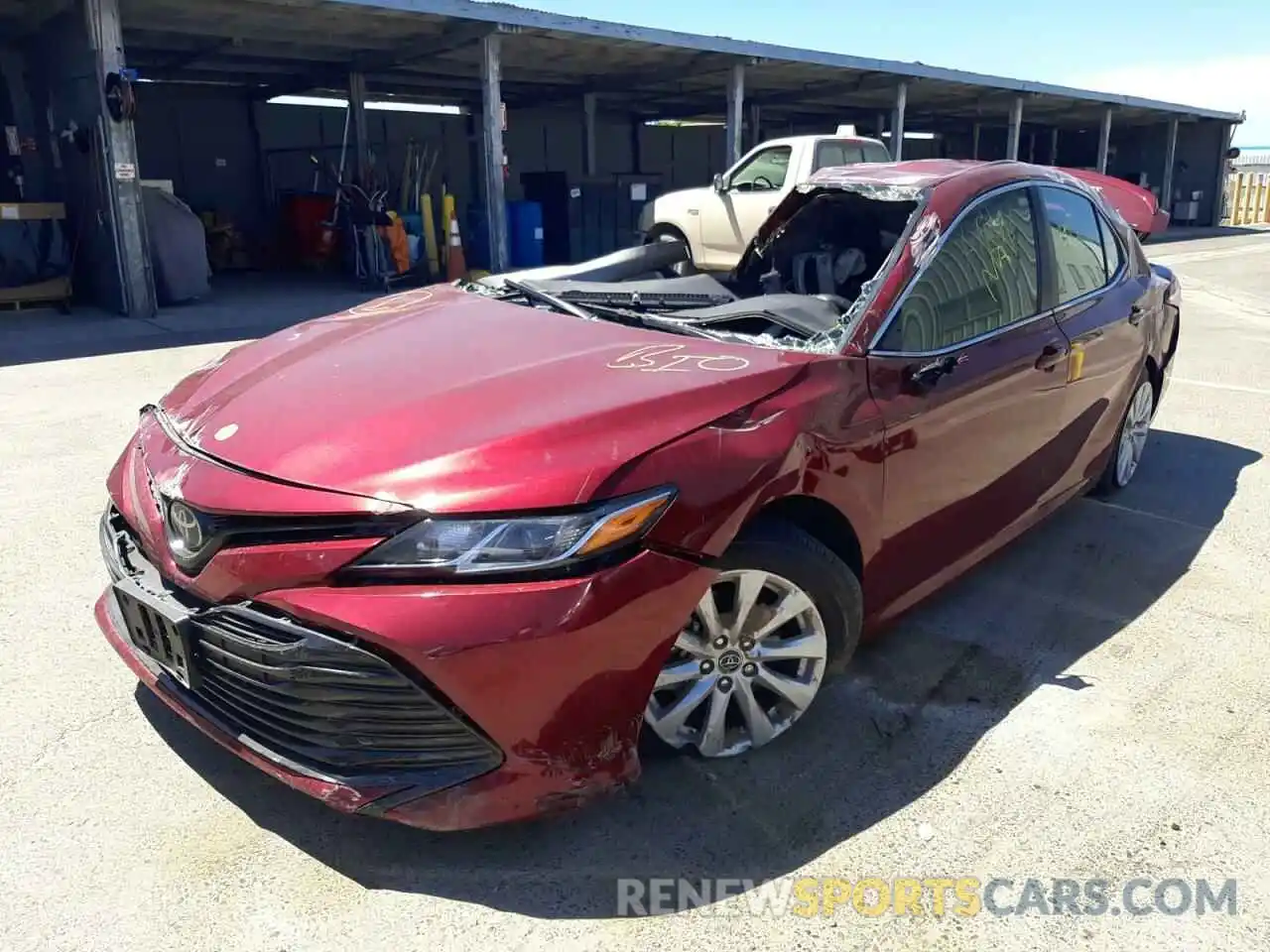 2 Photograph of a damaged car 4T1B11HK9KU752482 TOYOTA CAMRY 2019