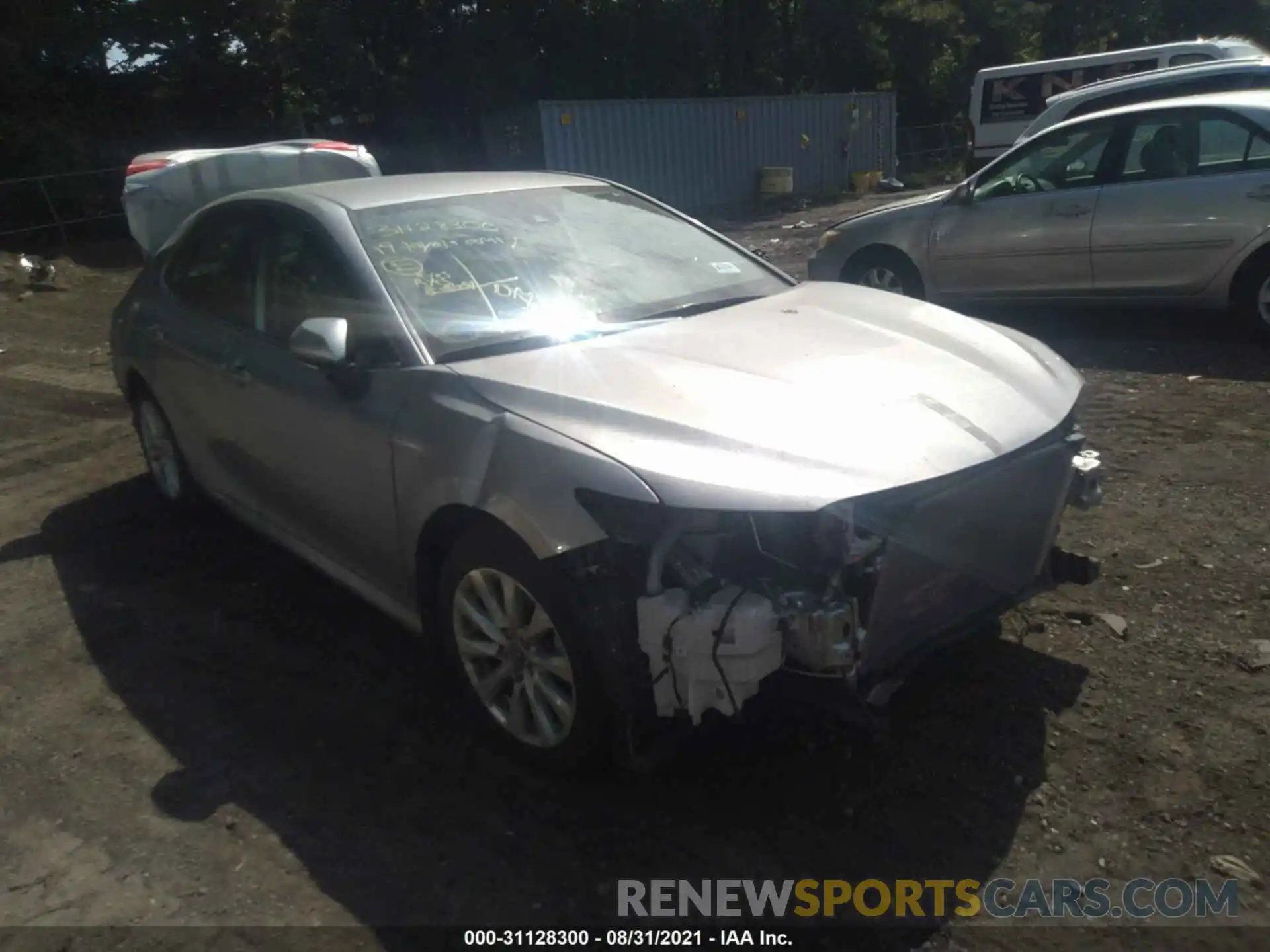 1 Photograph of a damaged car 4T1B11HK9KU752658 TOYOTA CAMRY 2019