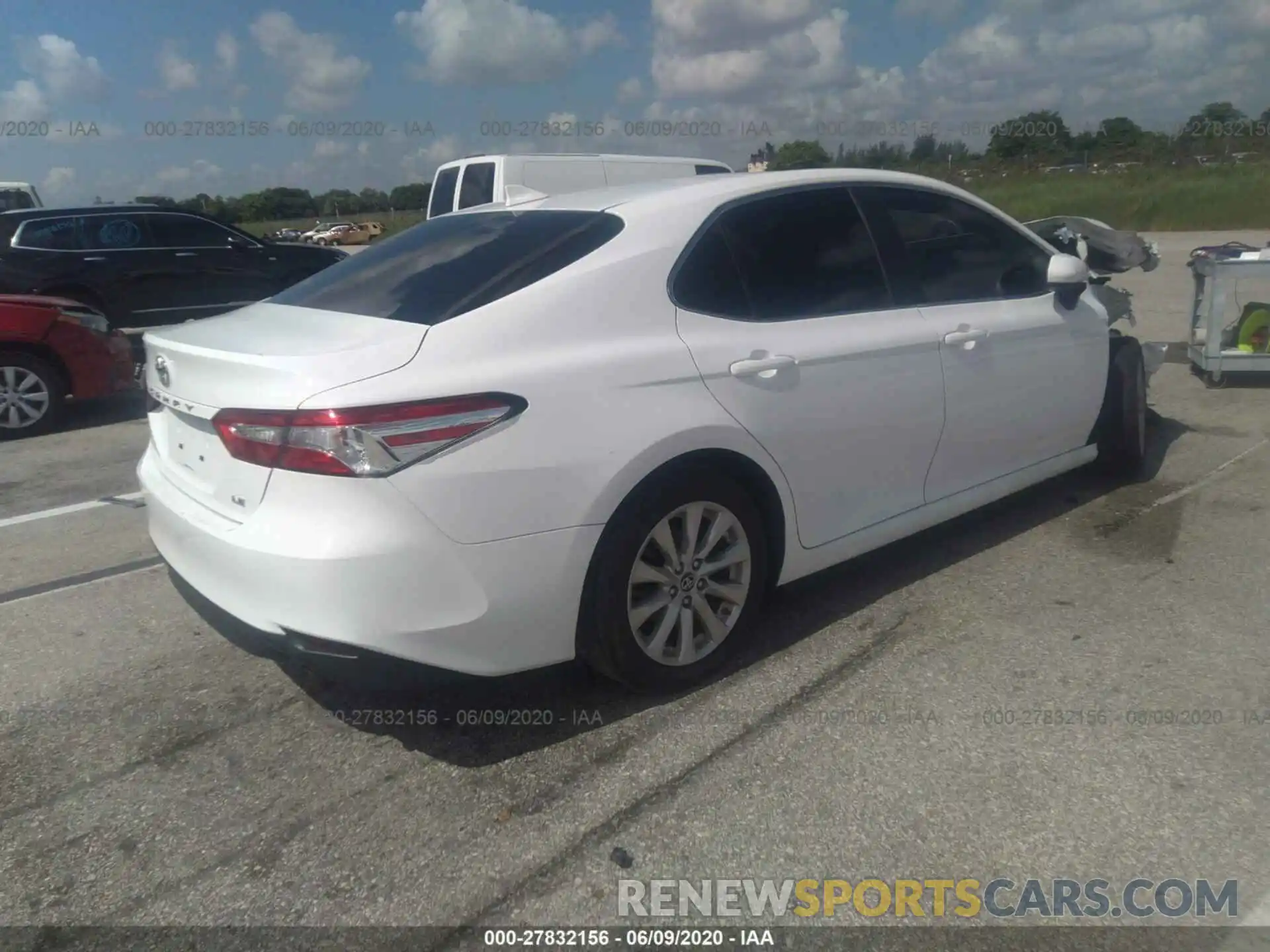 4 Photograph of a damaged car 4T1B11HK9KU753048 TOYOTA CAMRY 2019