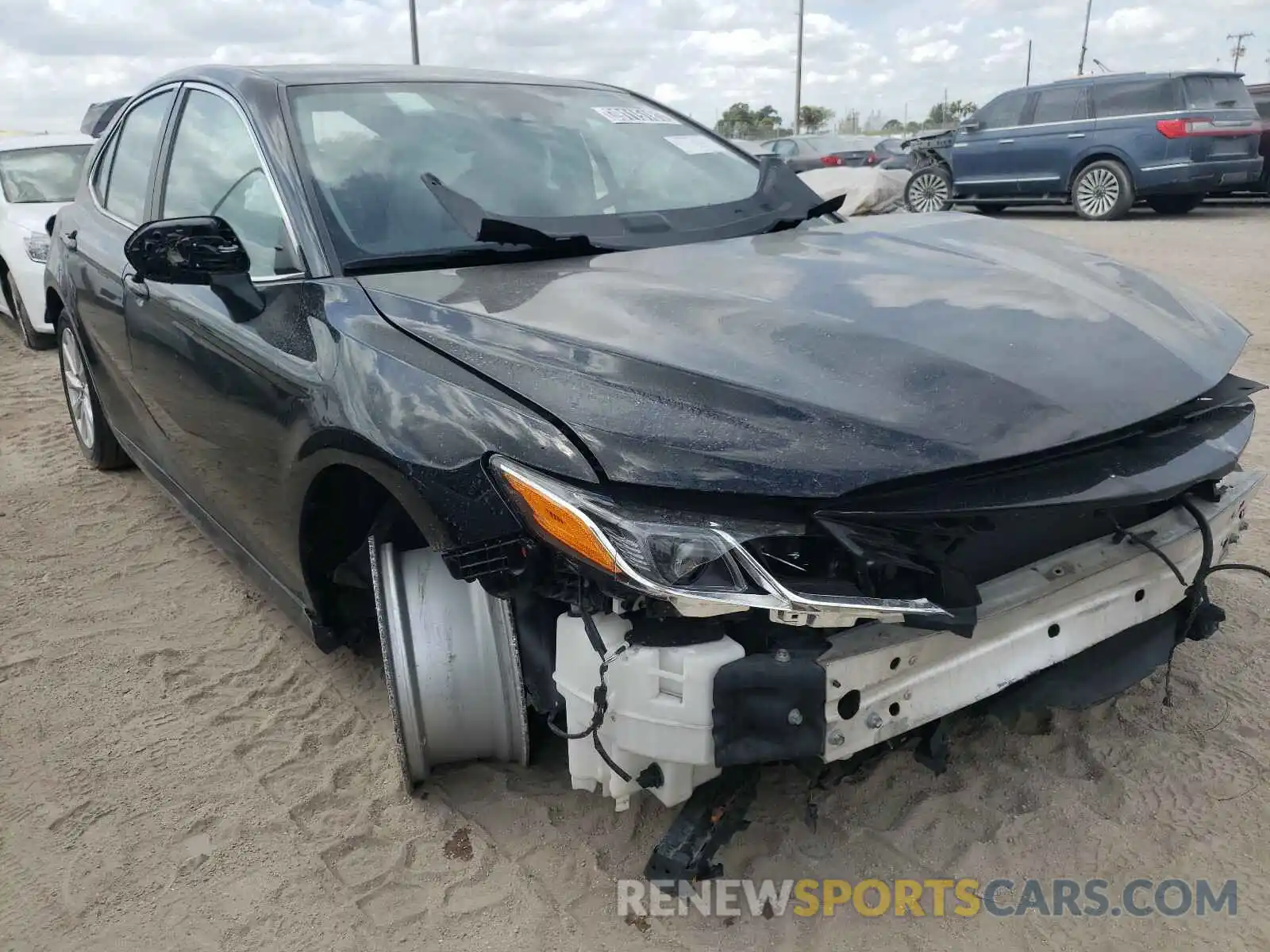 1 Photograph of a damaged car 4T1B11HK9KU754507 TOYOTA CAMRY 2019