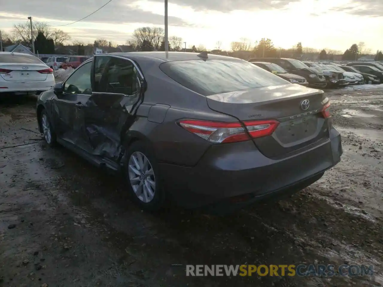 3 Photograph of a damaged car 4T1B11HK9KU754538 TOYOTA CAMRY 2019