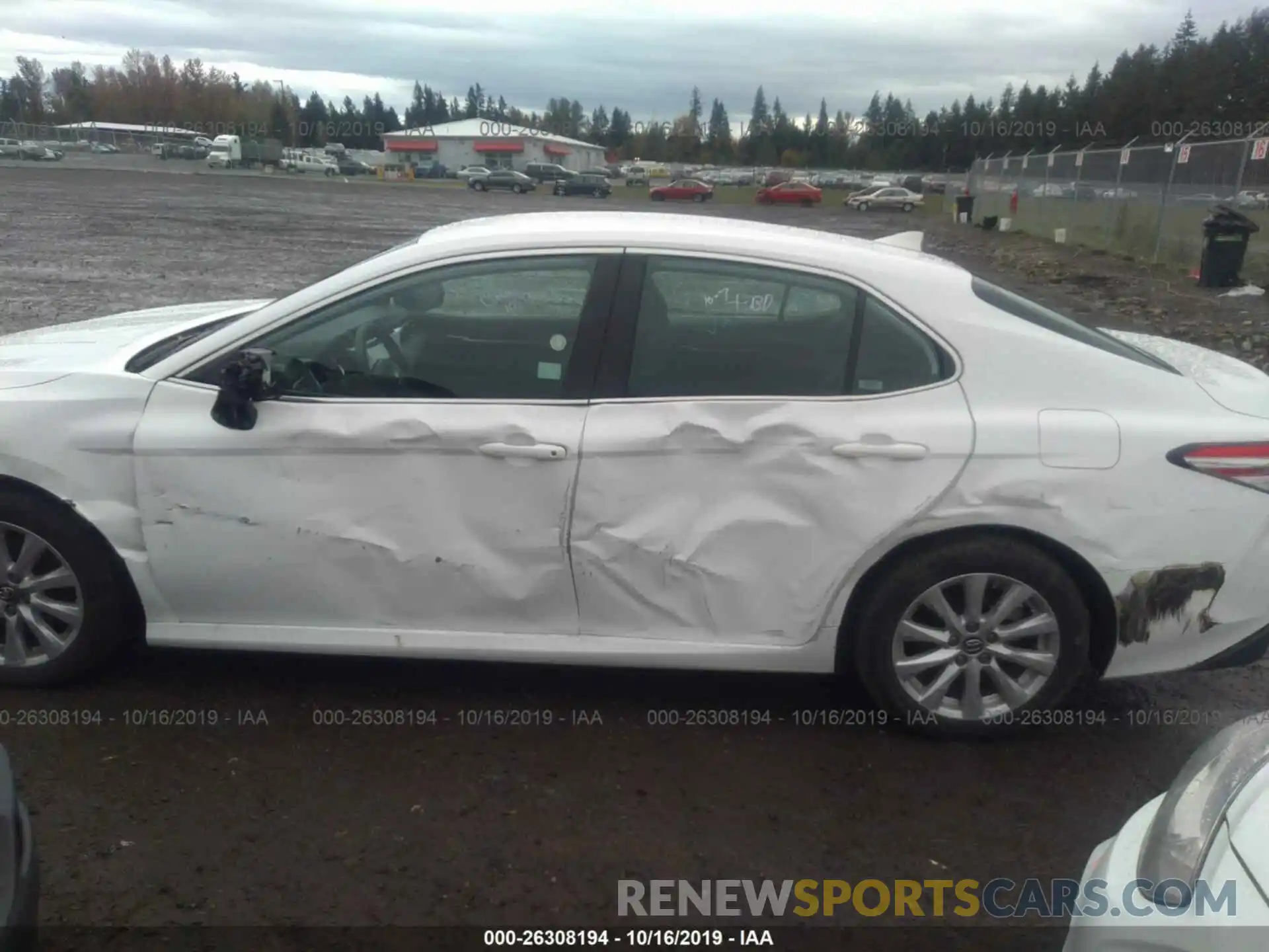 6 Photograph of a damaged car 4T1B11HK9KU754944 TOYOTA CAMRY 2019