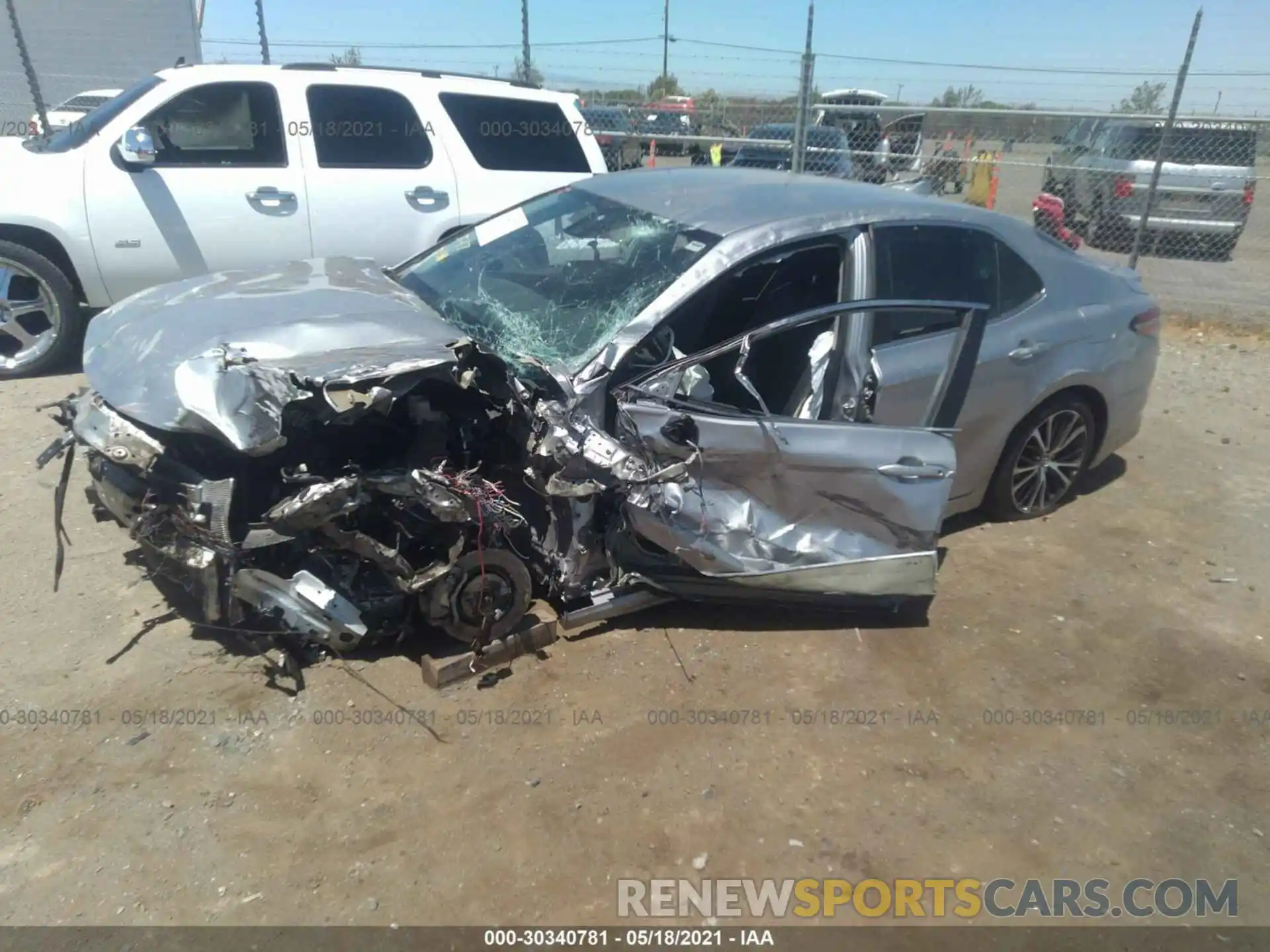 2 Photograph of a damaged car 4T1B11HK9KU755110 TOYOTA CAMRY 2019