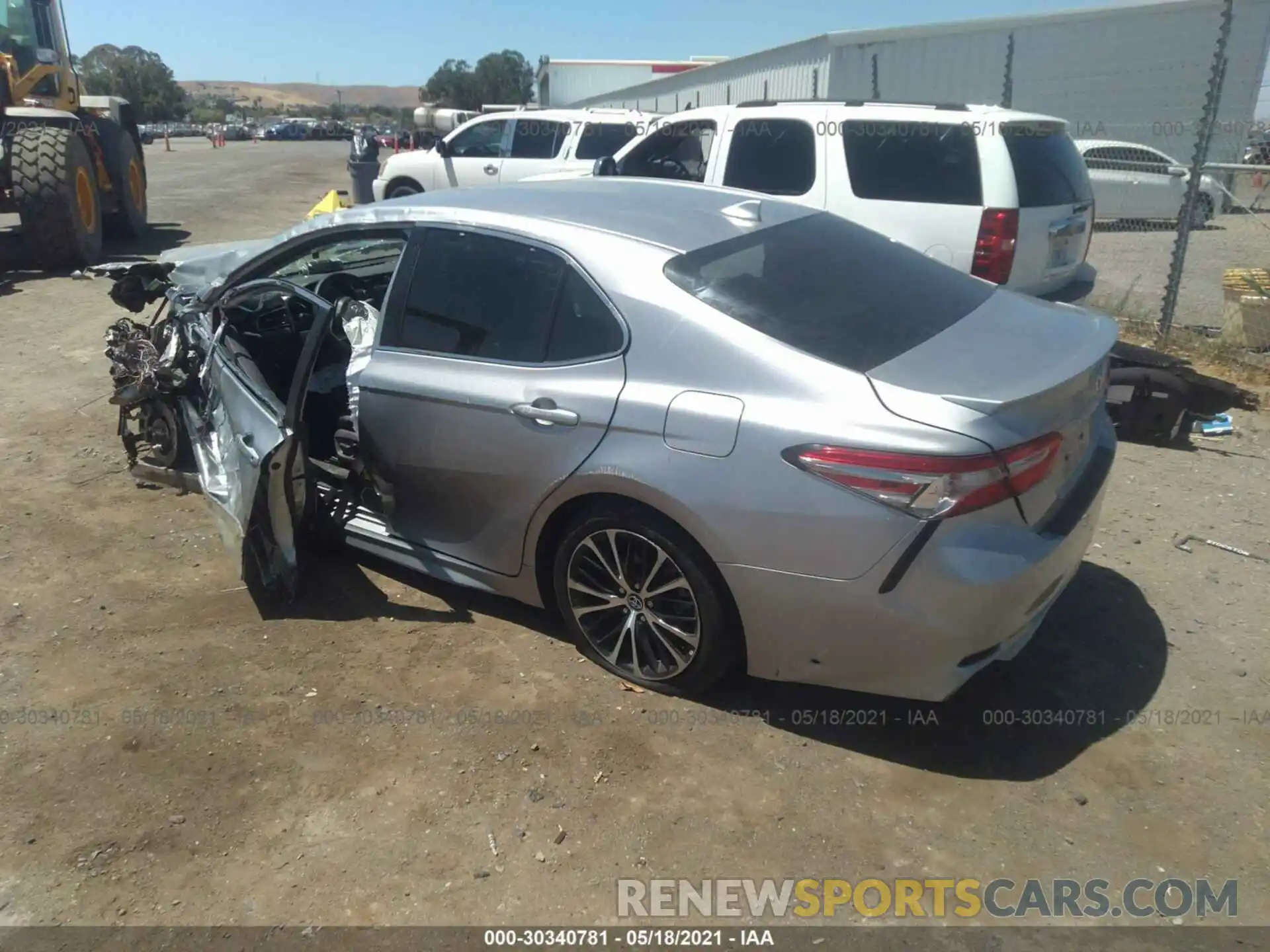 3 Photograph of a damaged car 4T1B11HK9KU755110 TOYOTA CAMRY 2019