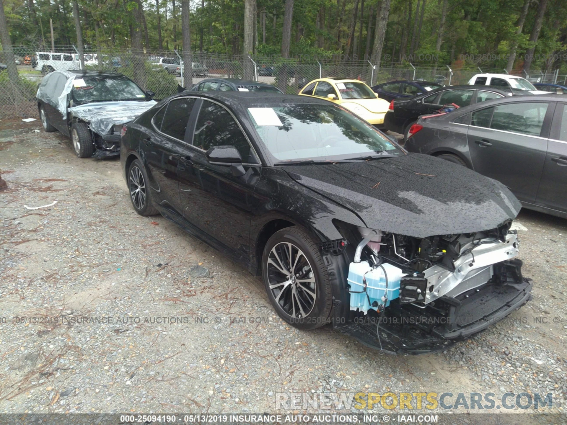 1 Photograph of a damaged car 4T1B11HK9KU755642 TOYOTA CAMRY 2019