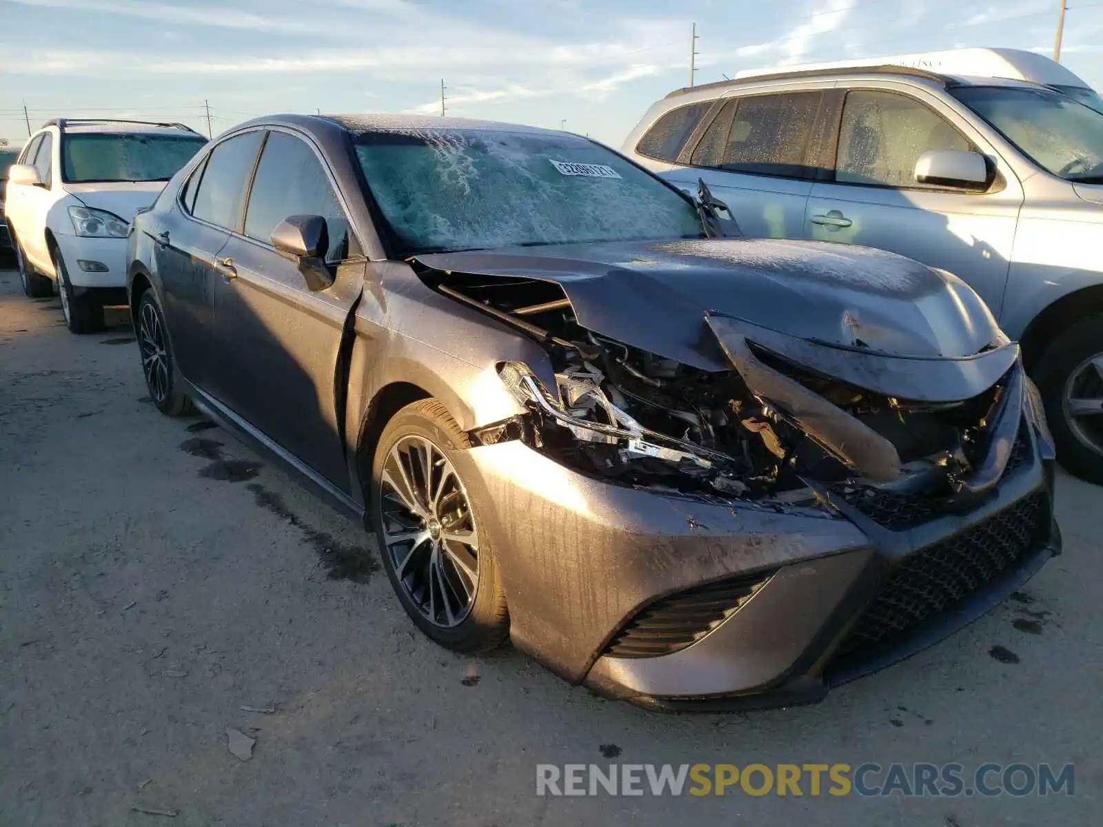 1 Photograph of a damaged car 4T1B11HK9KU756256 TOYOTA CAMRY 2019