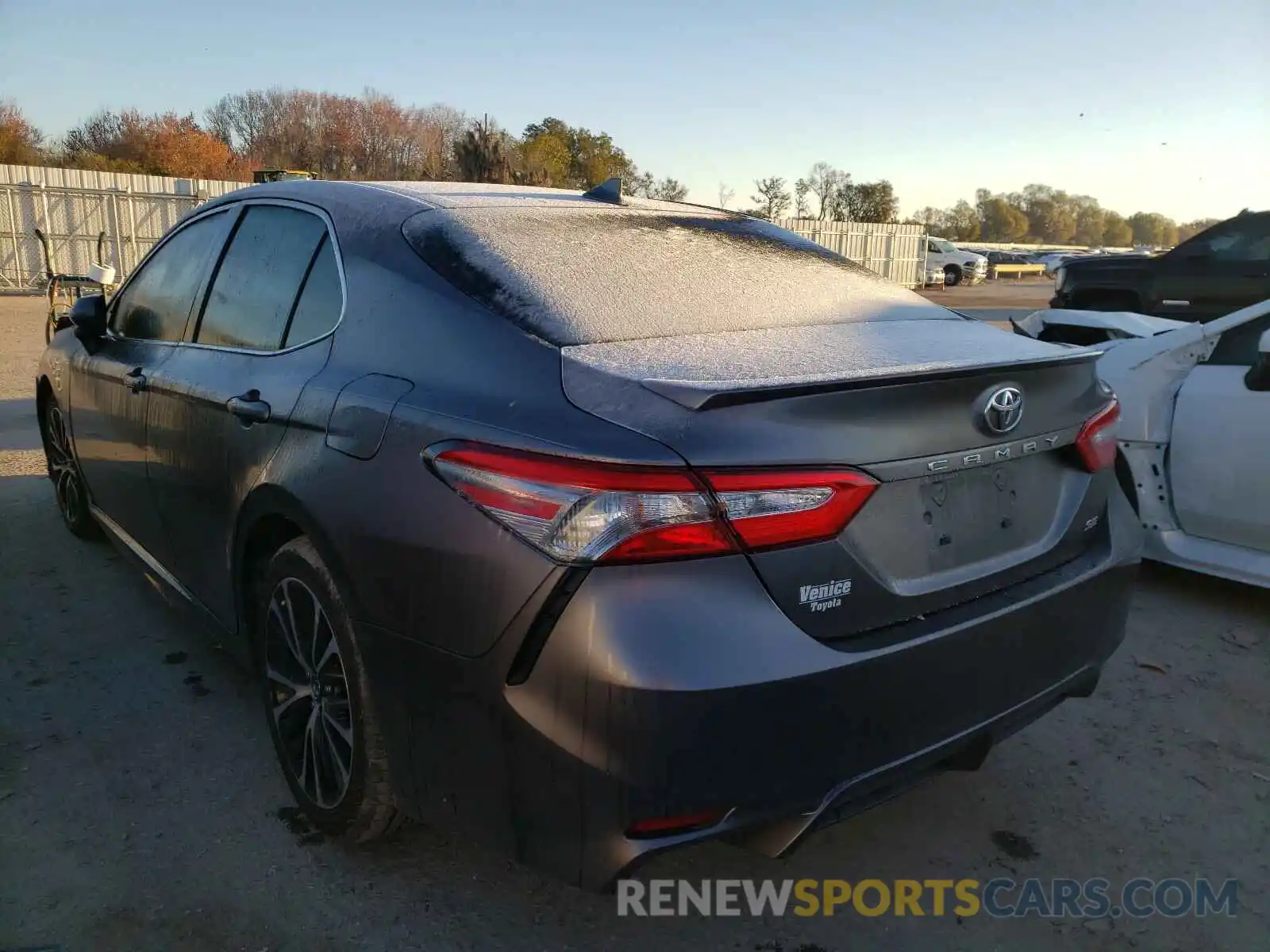 3 Photograph of a damaged car 4T1B11HK9KU756256 TOYOTA CAMRY 2019