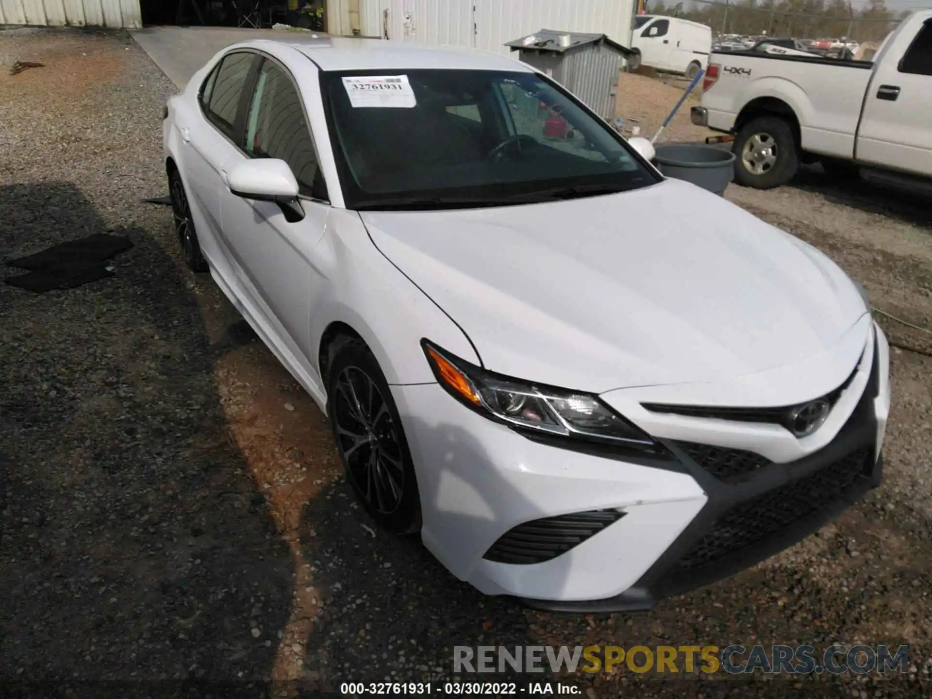 1 Photograph of a damaged car 4T1B11HK9KU756743 TOYOTA CAMRY 2019