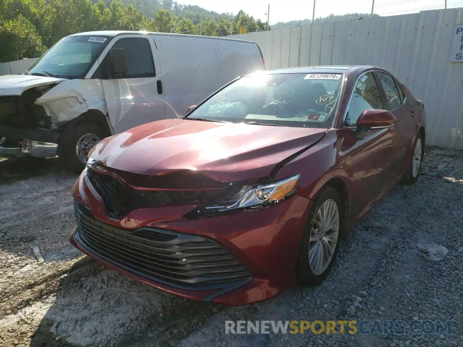 2 Photograph of a damaged car 4T1B11HK9KU758010 TOYOTA CAMRY 2019