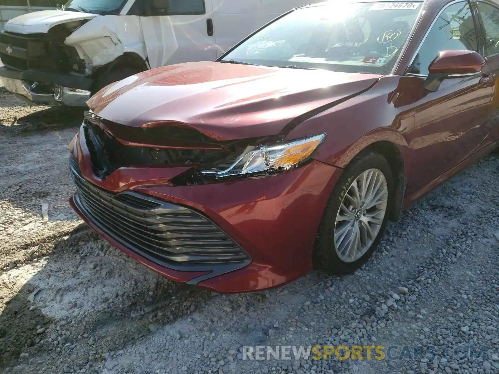 9 Photograph of a damaged car 4T1B11HK9KU758010 TOYOTA CAMRY 2019