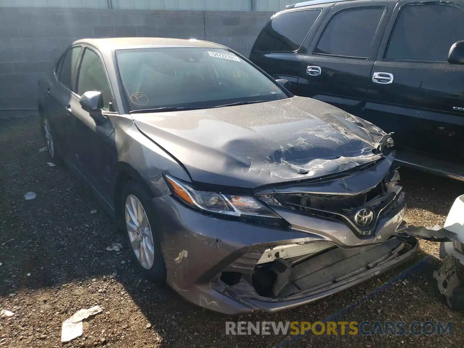 1 Photograph of a damaged car 4T1B11HK9KU758833 TOYOTA CAMRY 2019