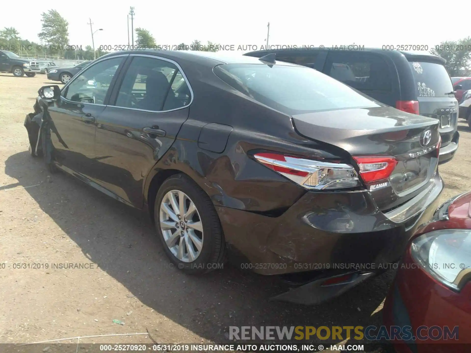 3 Photograph of a damaged car 4T1B11HK9KU761201 TOYOTA CAMRY 2019