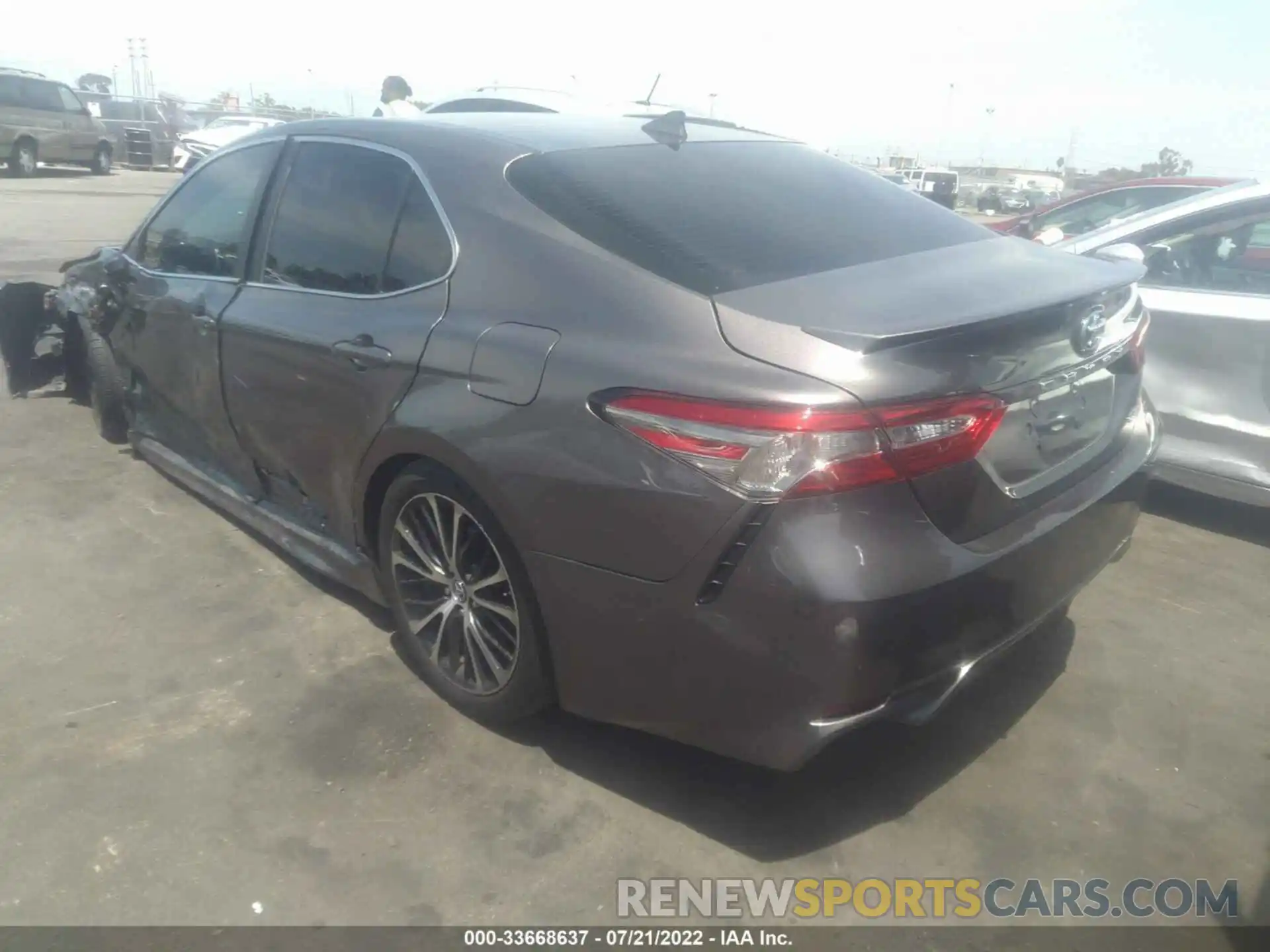 3 Photograph of a damaged car 4T1B11HK9KU764146 TOYOTA CAMRY 2019