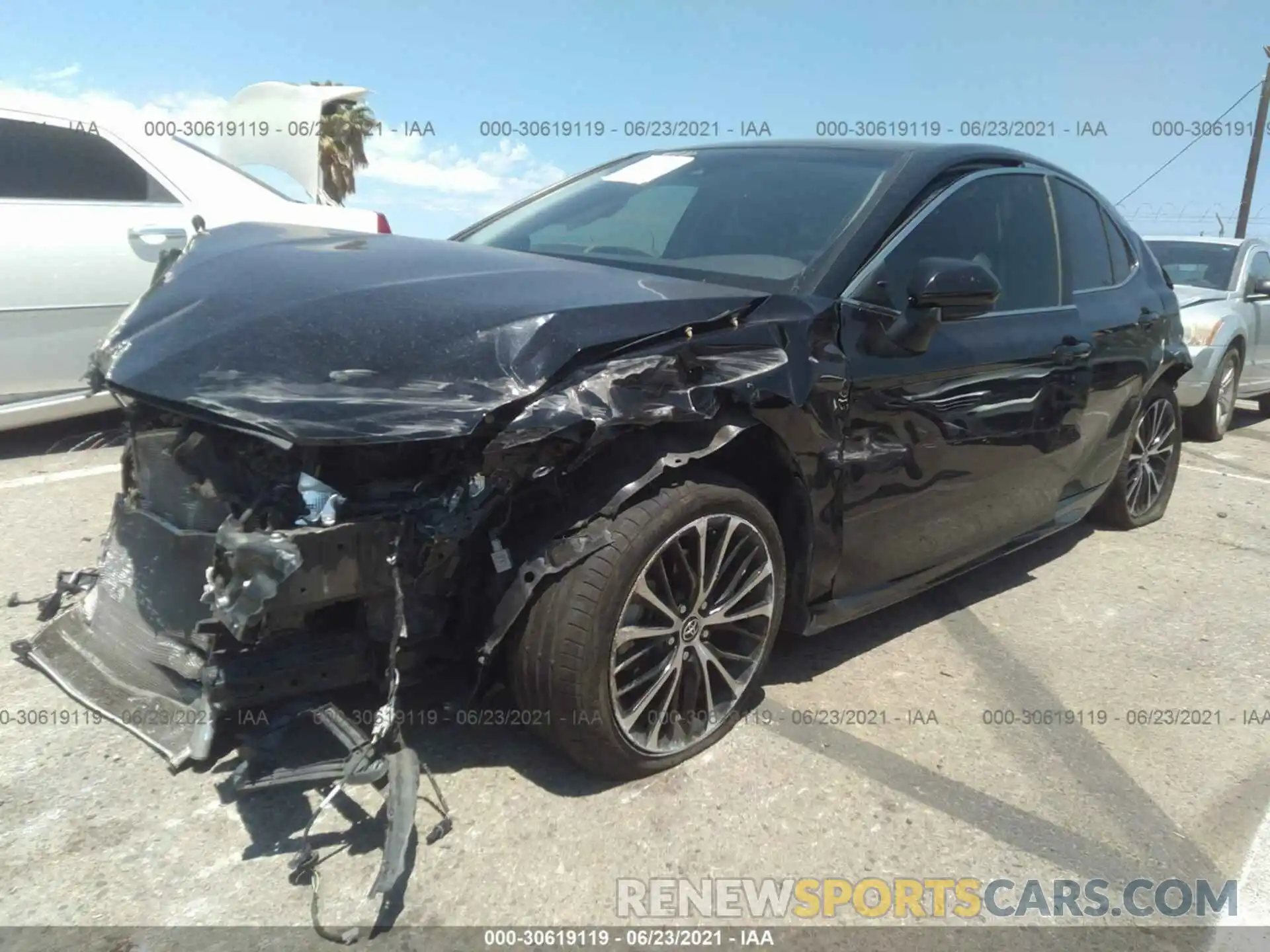 2 Photograph of a damaged car 4T1B11HK9KU765314 TOYOTA CAMRY 2019