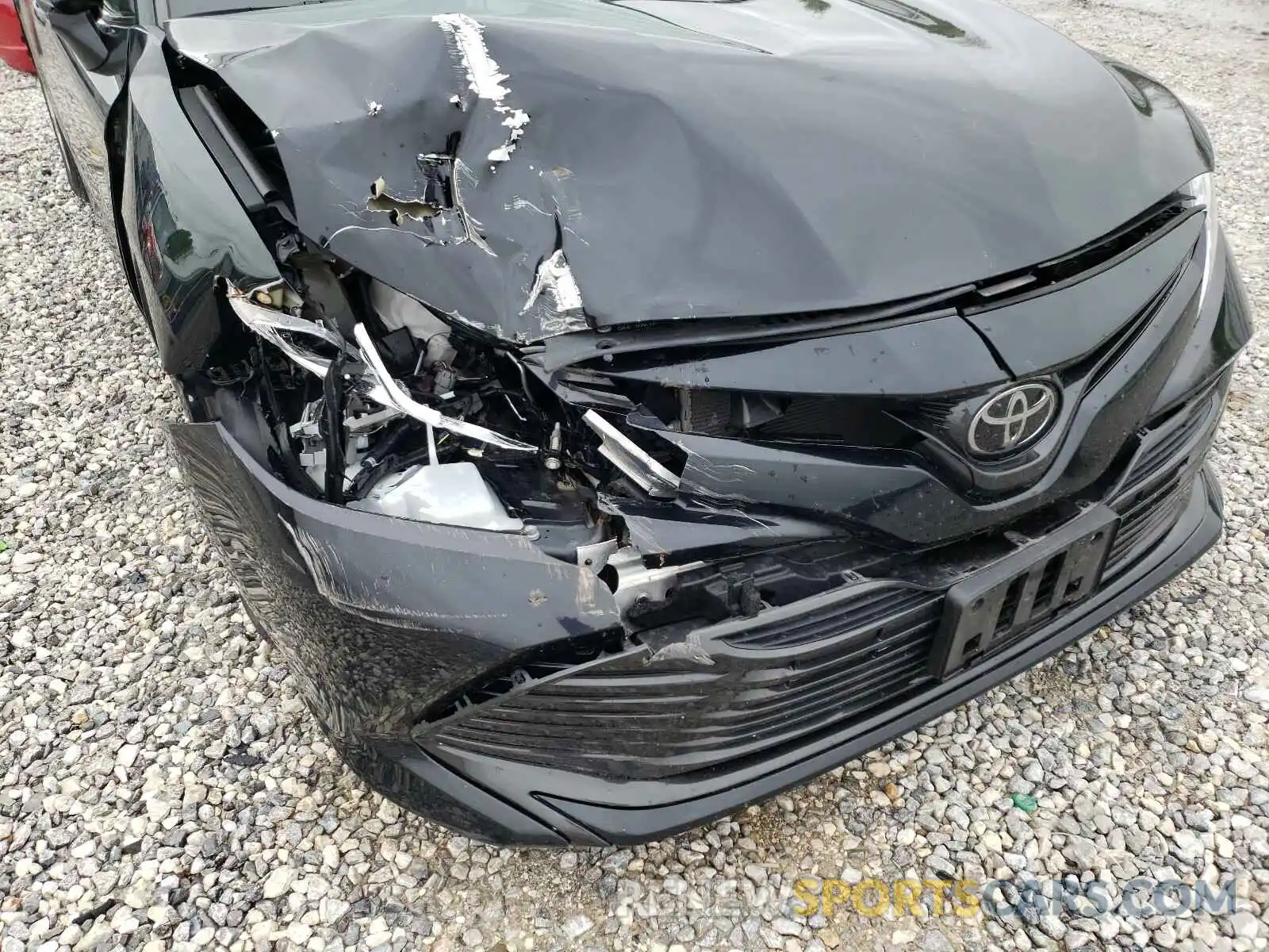 9 Photograph of a damaged car 4T1B11HK9KU765653 TOYOTA CAMRY 2019