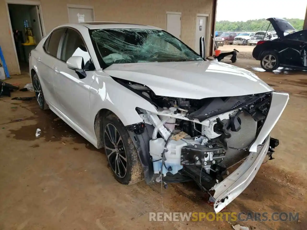 1 Photograph of a damaged car 4T1B11HK9KU766656 TOYOTA CAMRY 2019