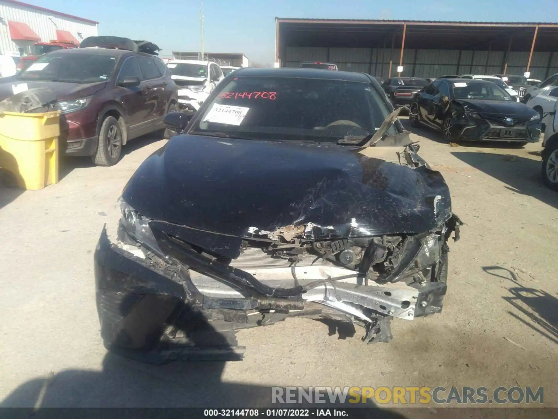 6 Photograph of a damaged car 4T1B11HK9KU766883 TOYOTA CAMRY 2019