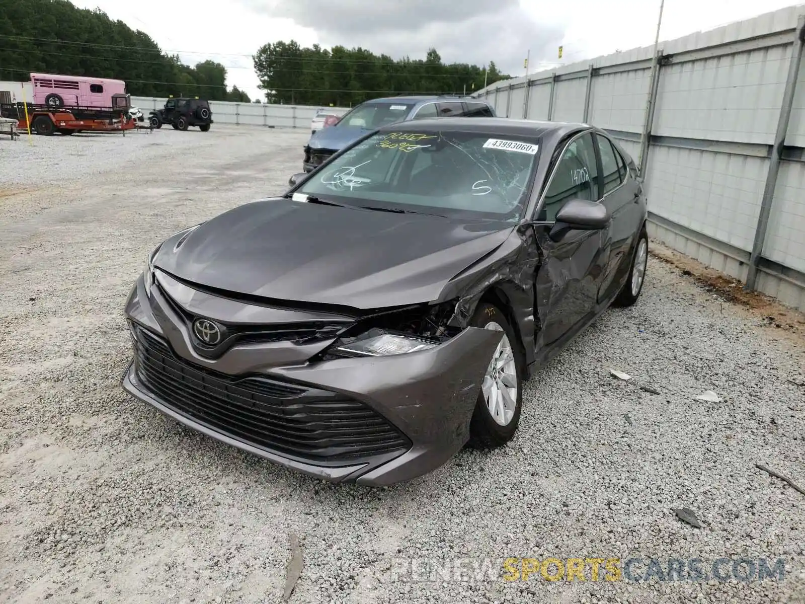 2 Photograph of a damaged car 4T1B11HK9KU768682 TOYOTA CAMRY 2019