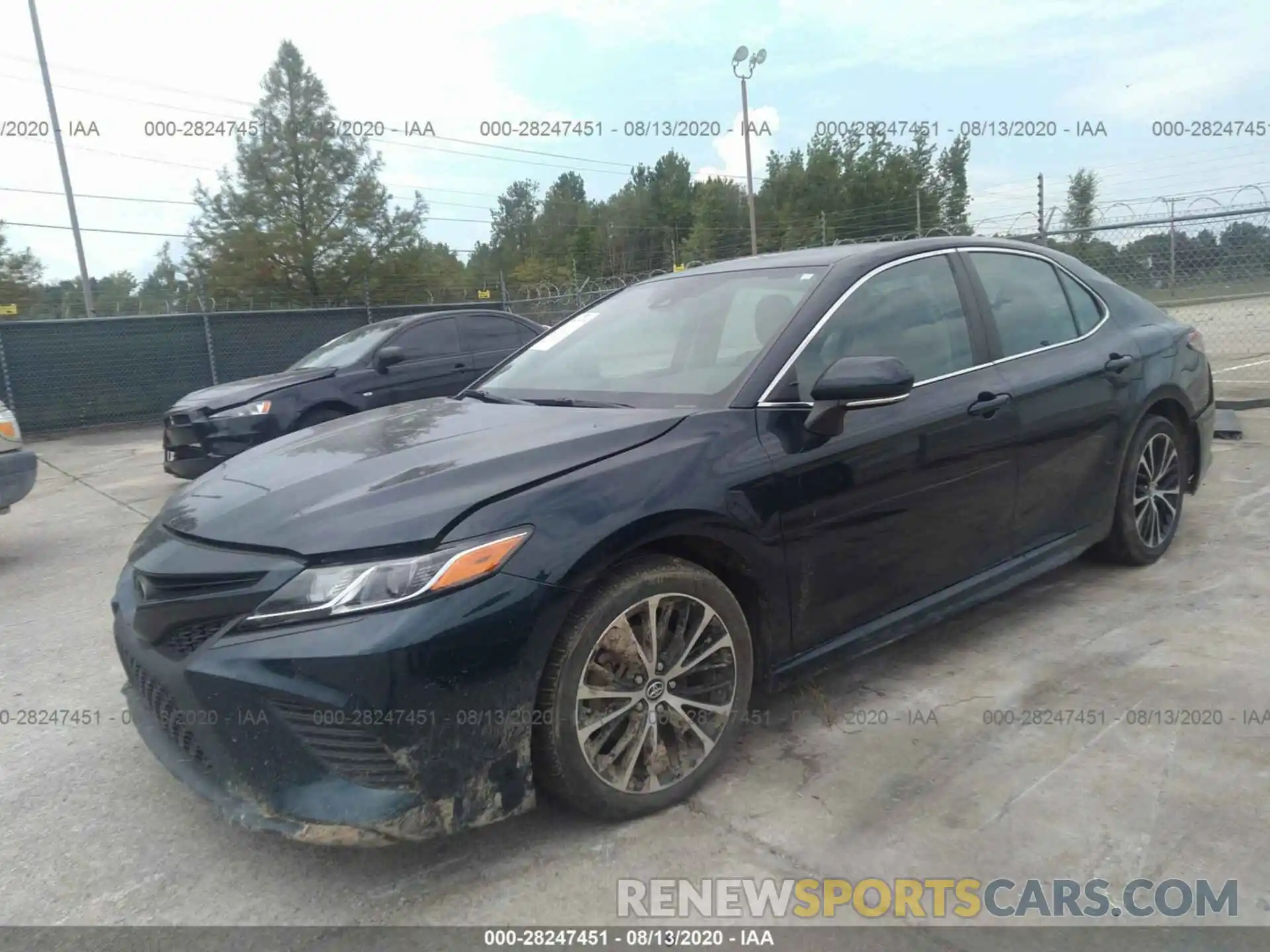 2 Photograph of a damaged car 4T1B11HK9KU770058 TOYOTA CAMRY 2019