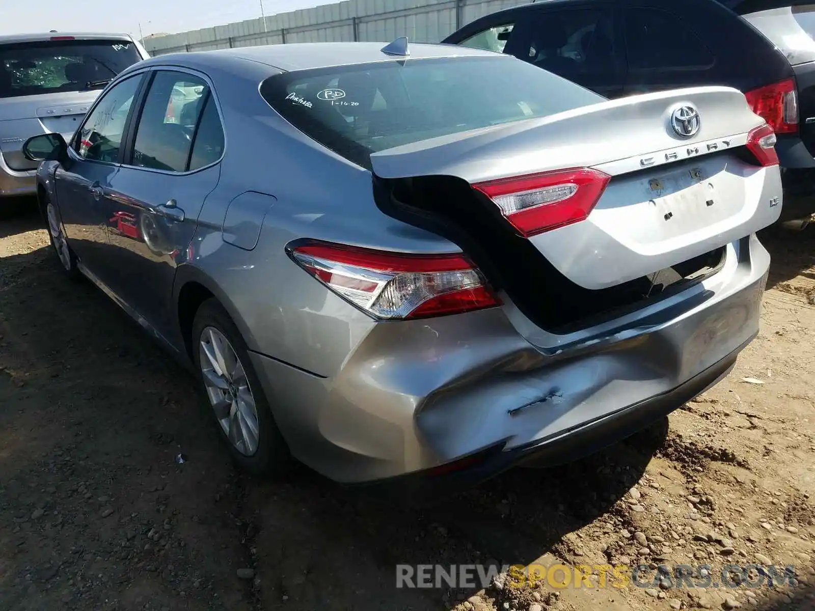 3 Photograph of a damaged car 4T1B11HK9KU770772 TOYOTA CAMRY 2019