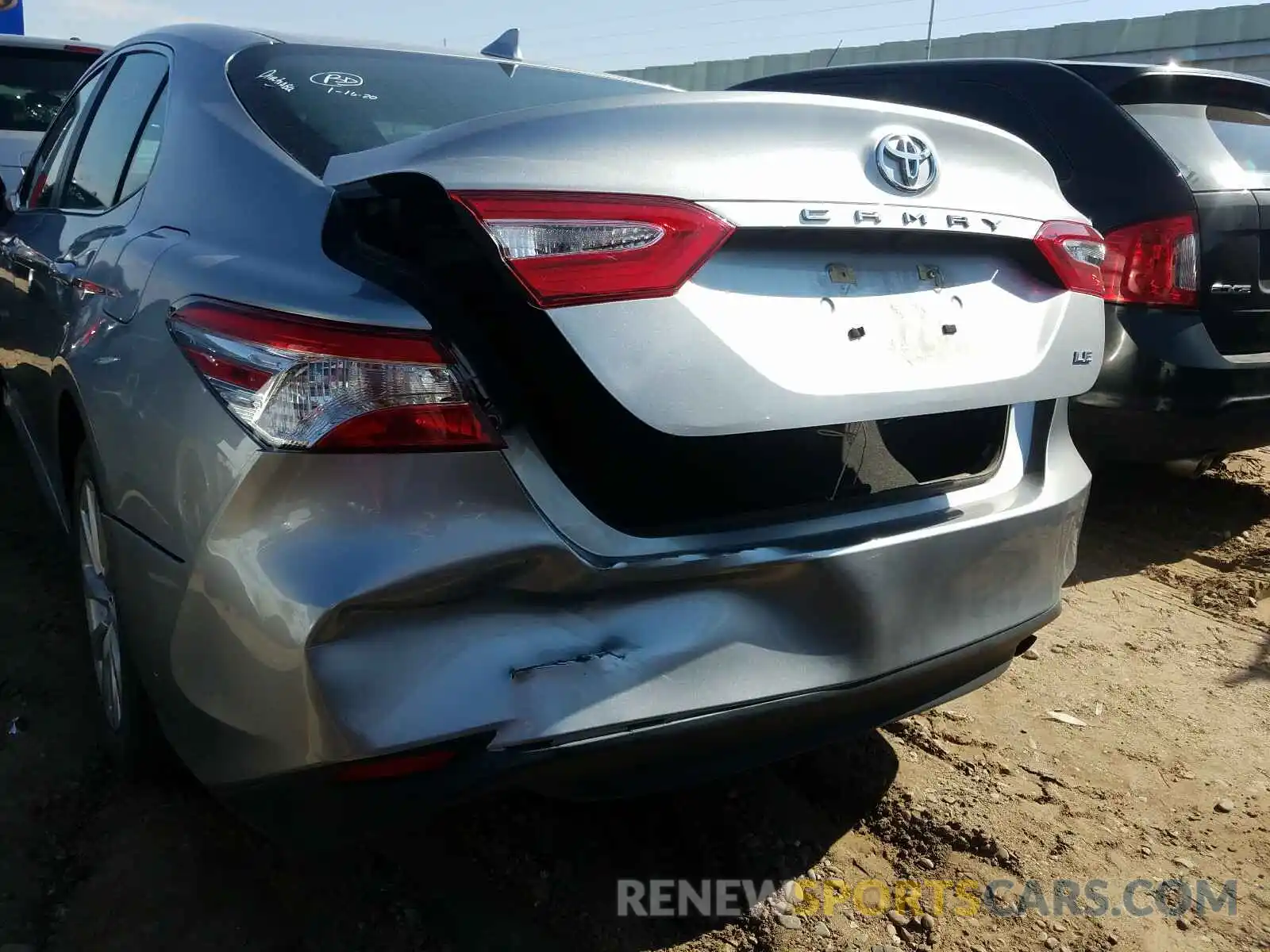 9 Photograph of a damaged car 4T1B11HK9KU770772 TOYOTA CAMRY 2019