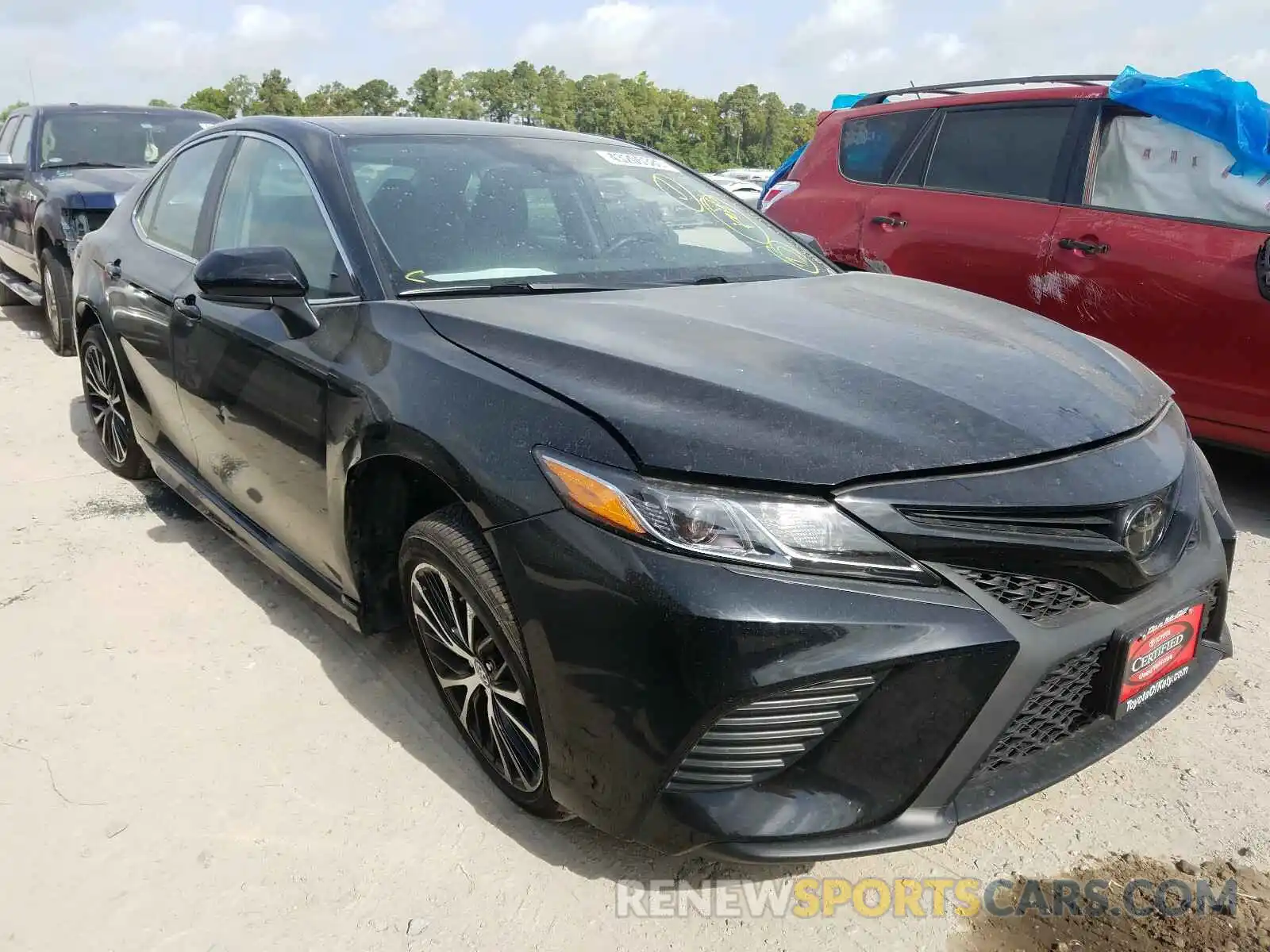 1 Photograph of a damaged car 4T1B11HK9KU772196 TOYOTA CAMRY 2019