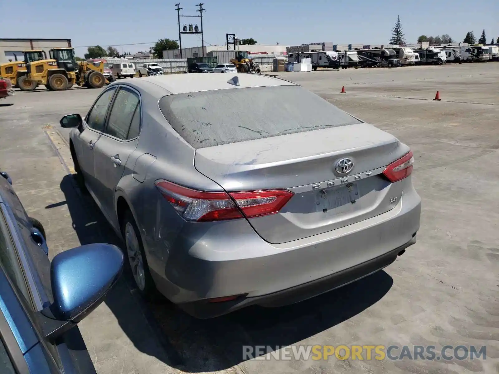 3 Photograph of a damaged car 4T1B11HK9KU772344 TOYOTA CAMRY 2019