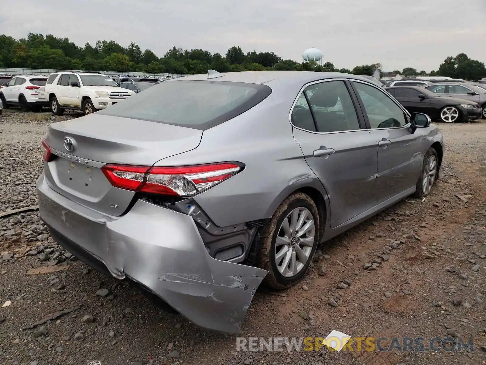 4 Photograph of a damaged car 4T1B11HK9KU772456 TOYOTA CAMRY 2019