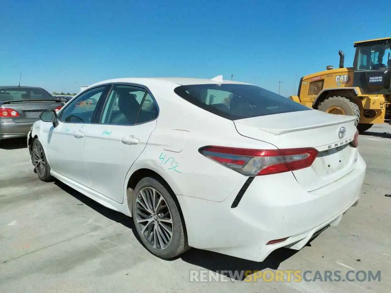 3 Фотография поврежденного автомобиля 4T1B11HK9KU773588 TOYOTA CAMRY 2019