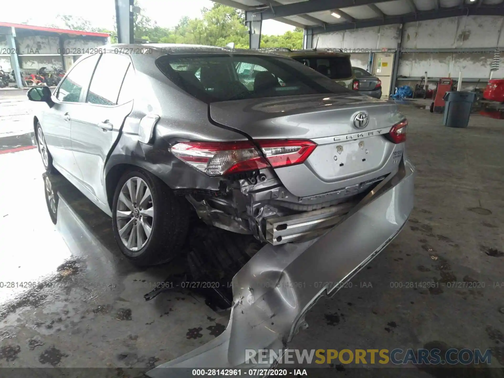 6 Photograph of a damaged car 4T1B11HK9KU774336 TOYOTA CAMRY 2019