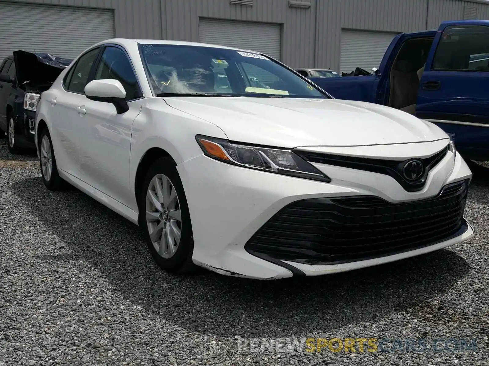 1 Photograph of a damaged car 4T1B11HK9KU775986 TOYOTA CAMRY 2019