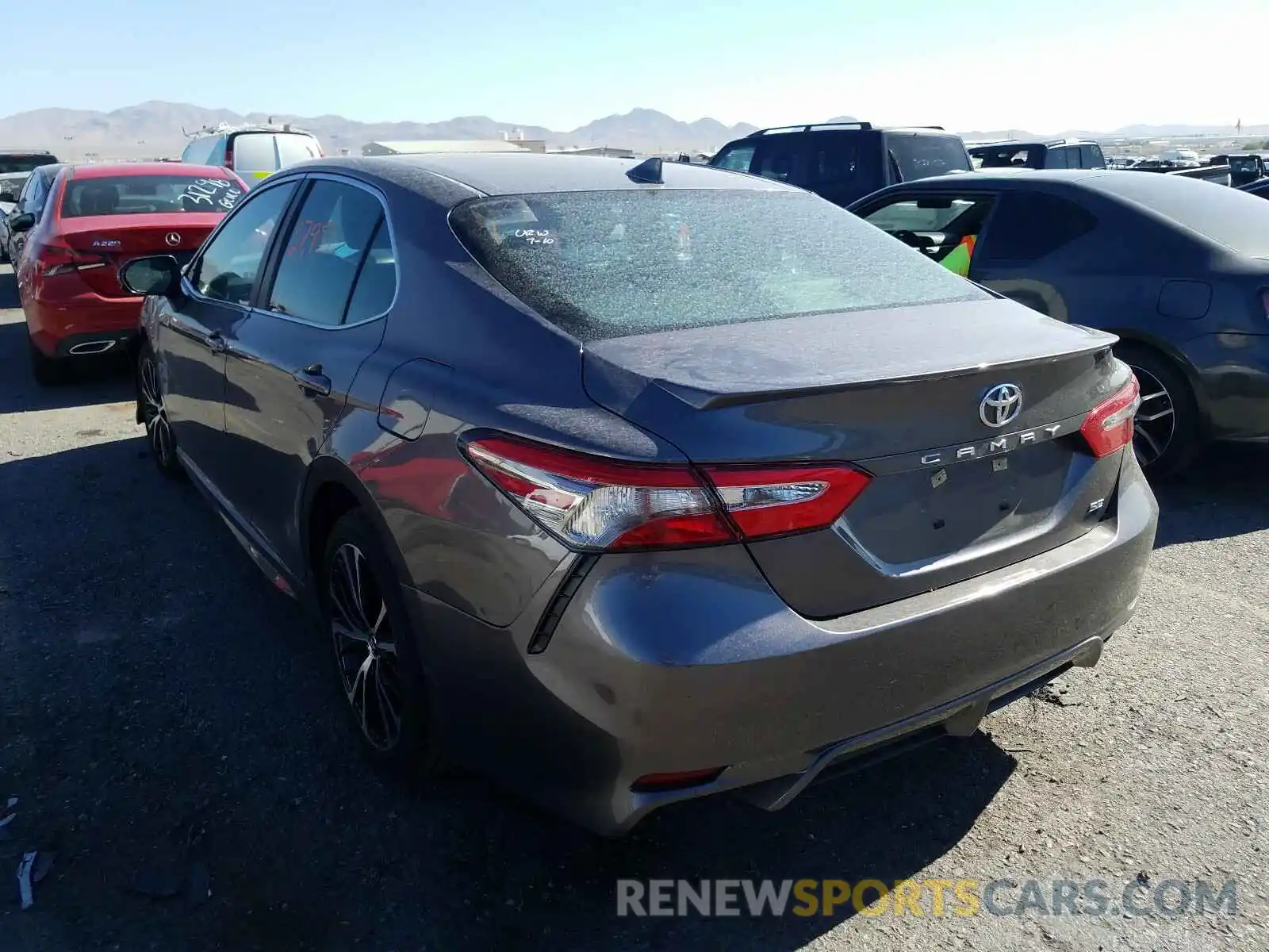 3 Photograph of a damaged car 4T1B11HK9KU776264 TOYOTA CAMRY 2019