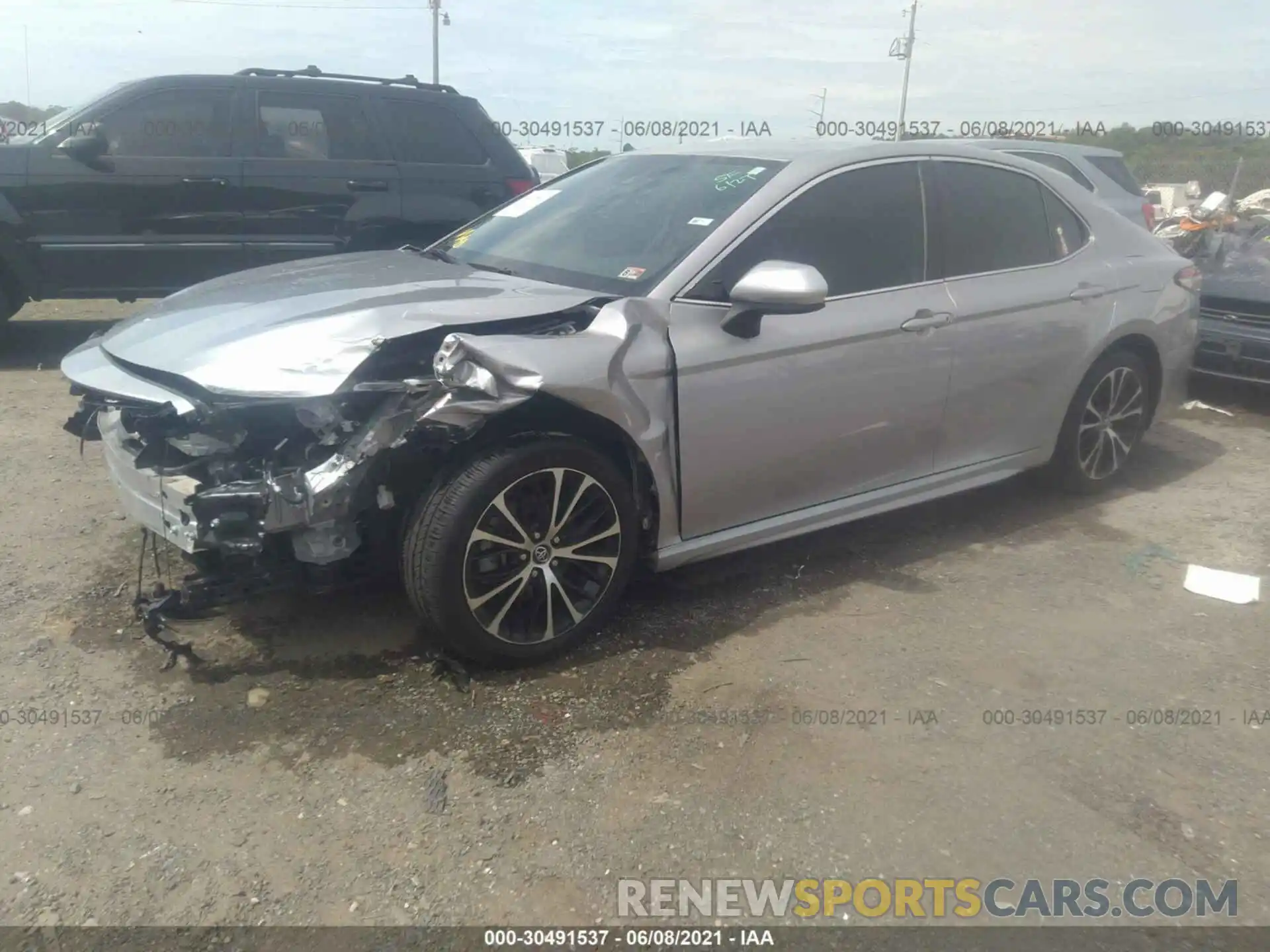 2 Photograph of a damaged car 4T1B11HK9KU776281 TOYOTA CAMRY 2019