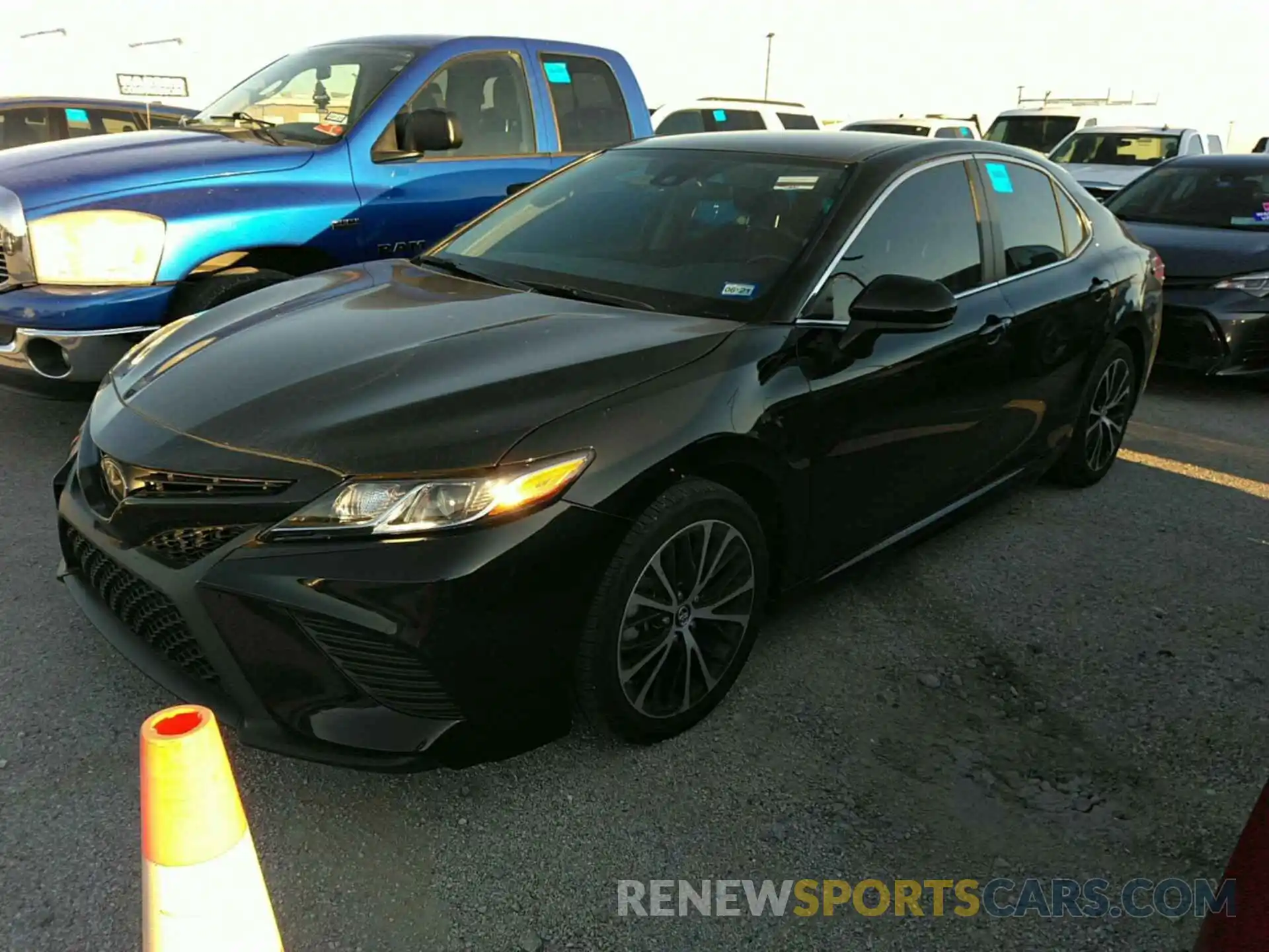 1 Photograph of a damaged car 4T1B11HK9KU777558 TOYOTA CAMRY 2019