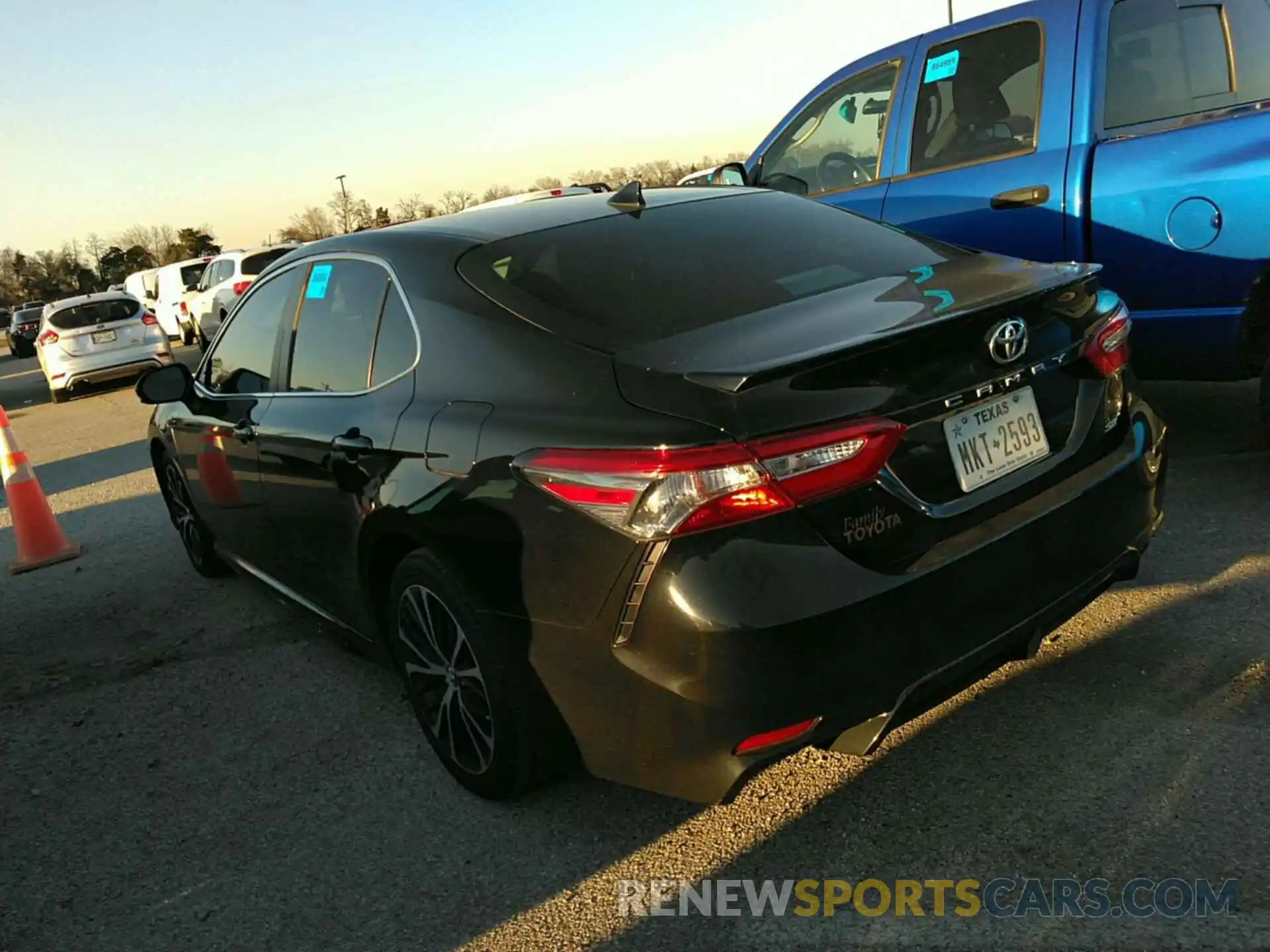 12 Photograph of a damaged car 4T1B11HK9KU777558 TOYOTA CAMRY 2019