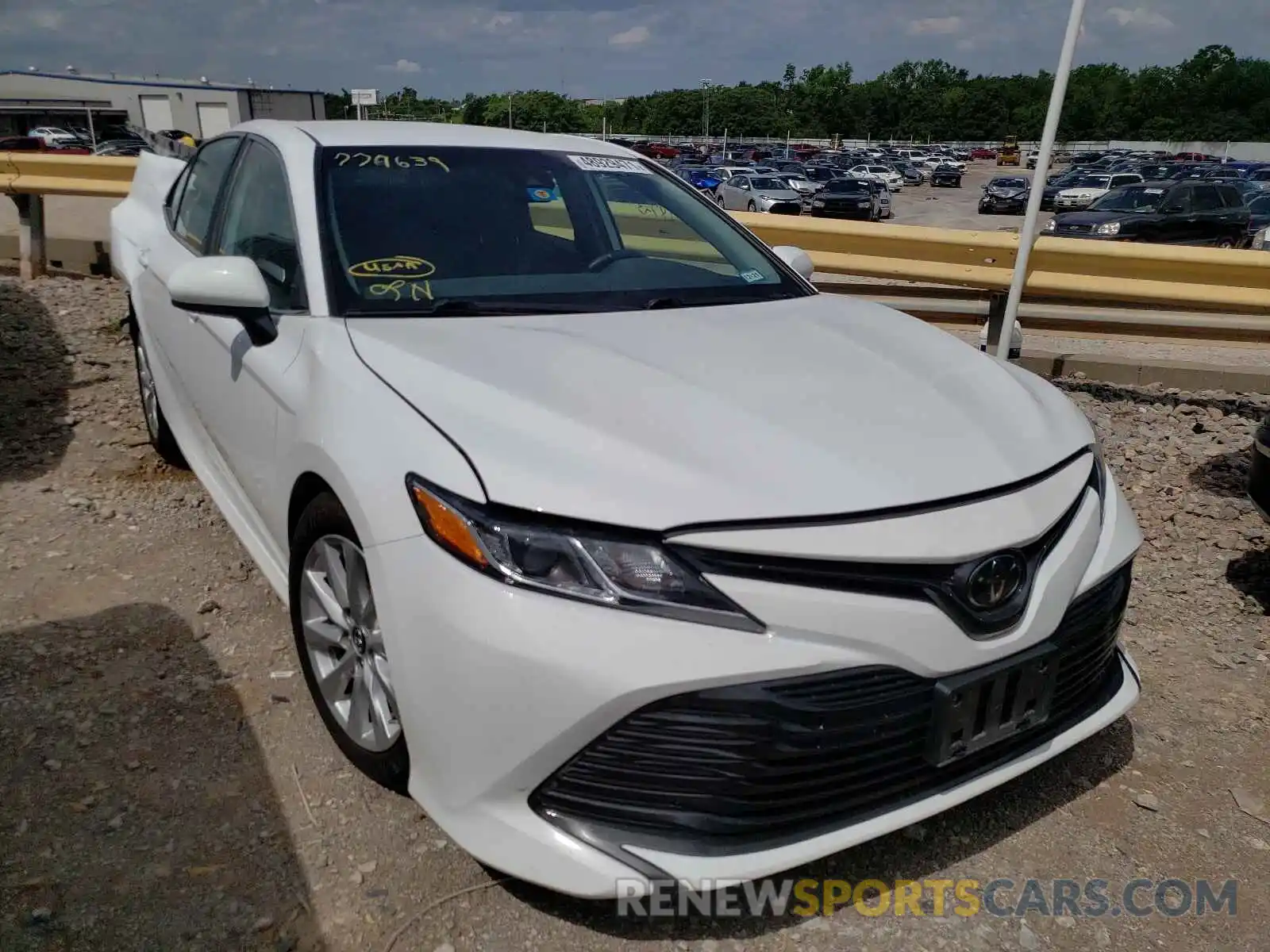 1 Photograph of a damaged car 4T1B11HK9KU777639 TOYOTA CAMRY 2019