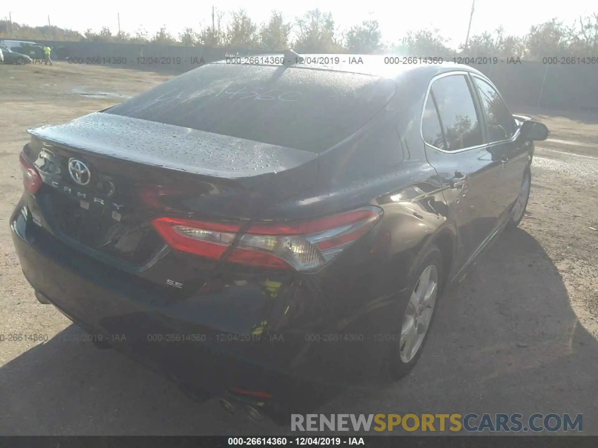 4 Photograph of a damaged car 4T1B11HK9KU781092 TOYOTA CAMRY 2019