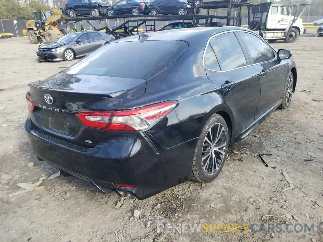 4 Фотография поврежденного автомобиля 4T1B11HK9KU782341 TOYOTA CAMRY 2019