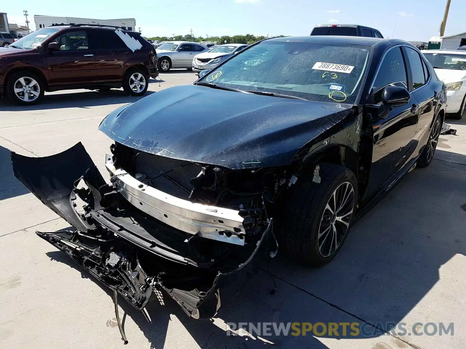 2 Photograph of a damaged car 4T1B11HK9KU782811 TOYOTA CAMRY 2019