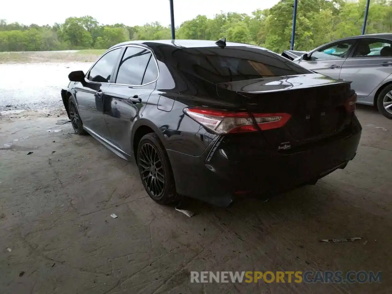 3 Photograph of a damaged car 4T1B11HK9KU784848 TOYOTA CAMRY 2019