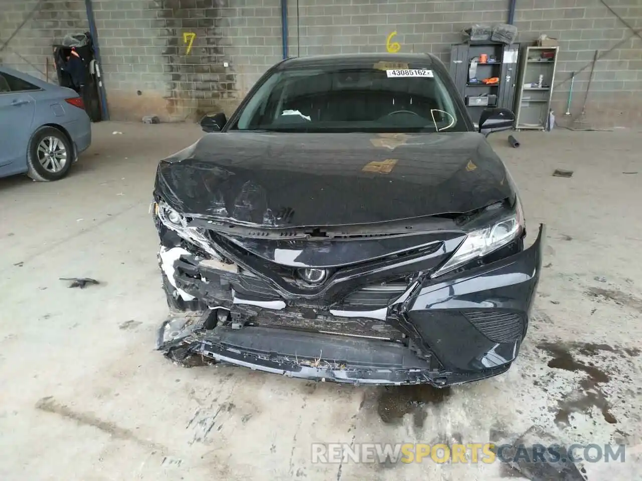 9 Photograph of a damaged car 4T1B11HK9KU784848 TOYOTA CAMRY 2019