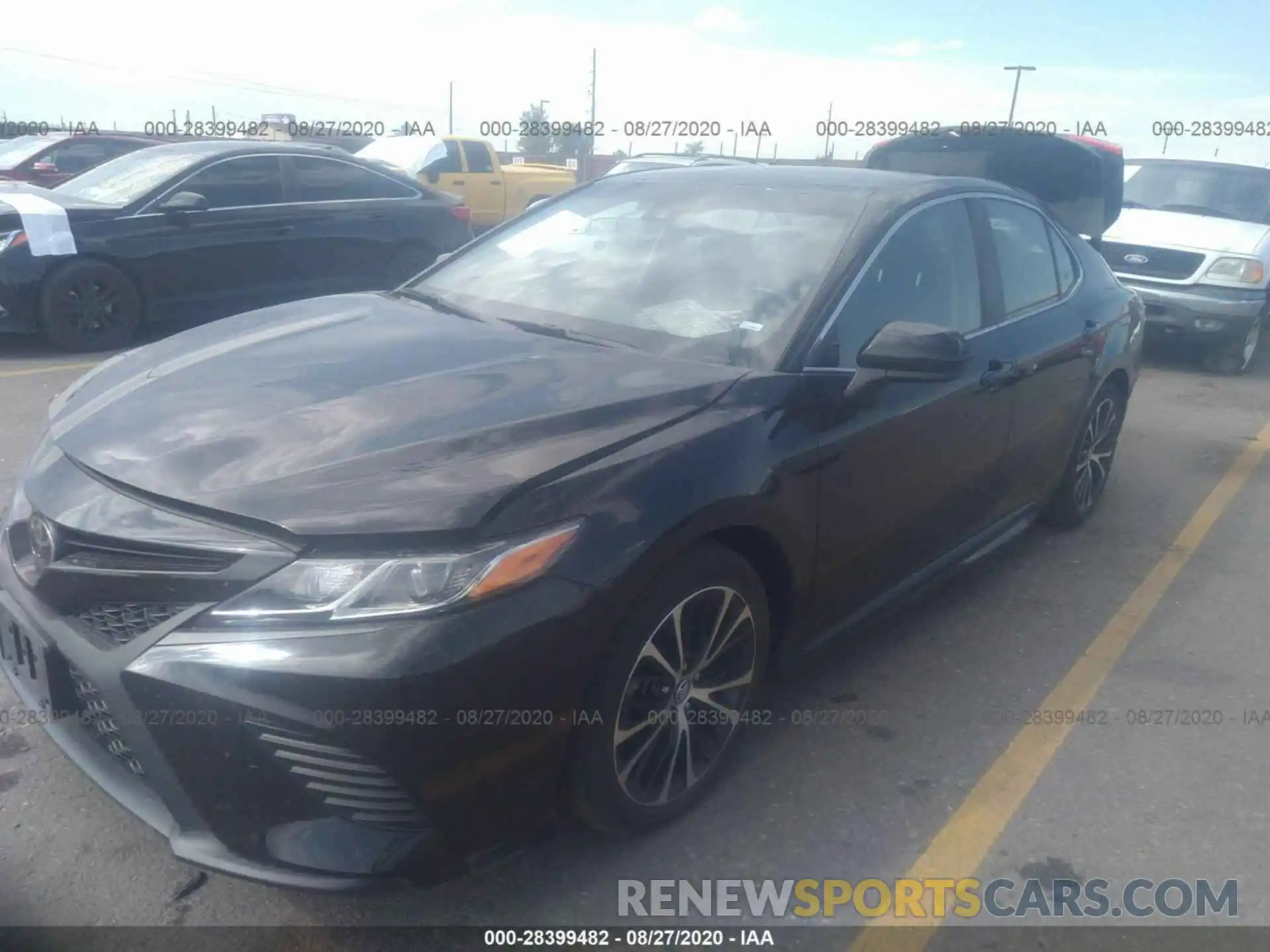 2 Photograph of a damaged car 4T1B11HK9KU784946 TOYOTA CAMRY 2019