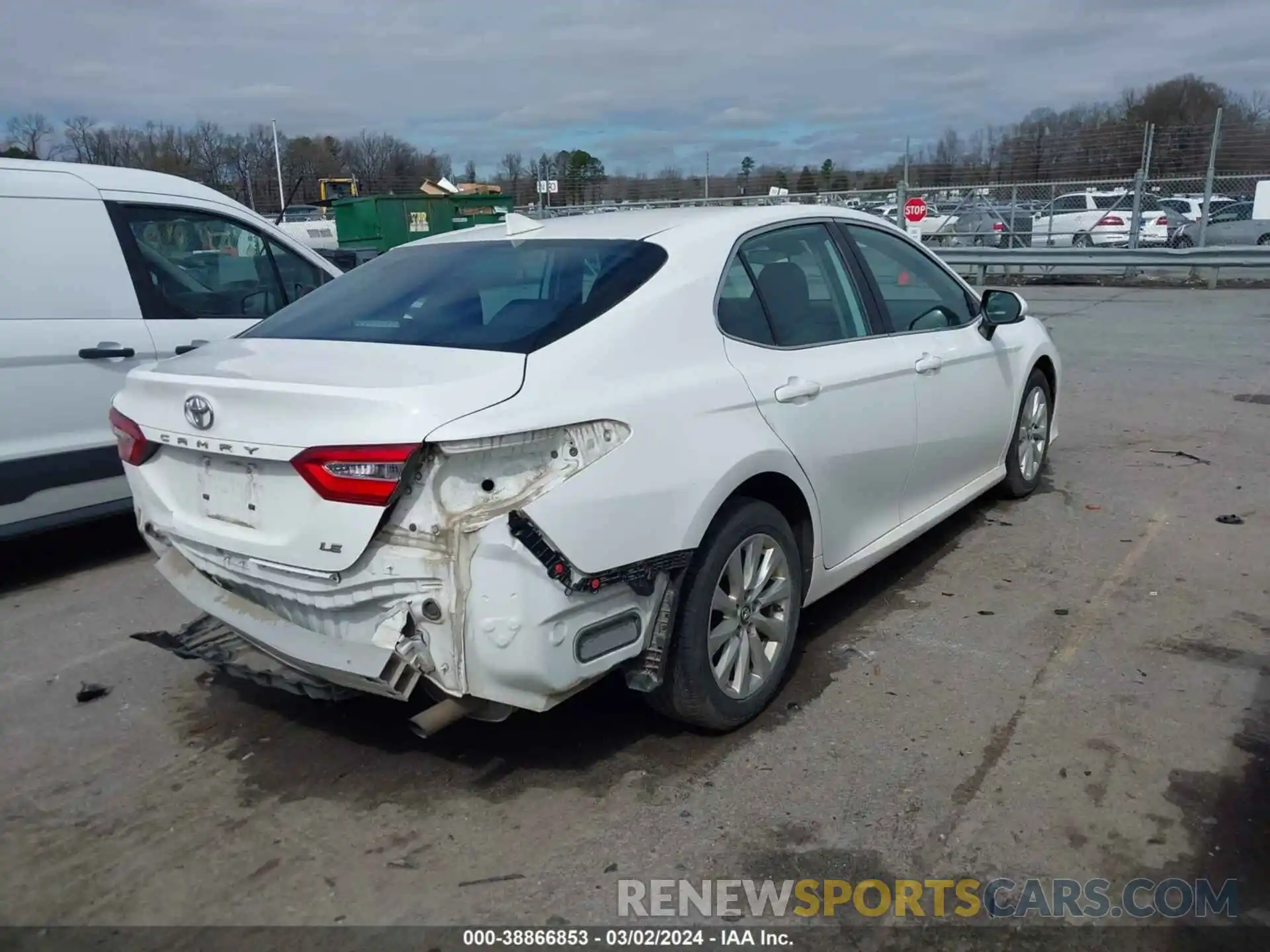 4 Фотография поврежденного автомобиля 4T1B11HK9KU785496 TOYOTA CAMRY 2019