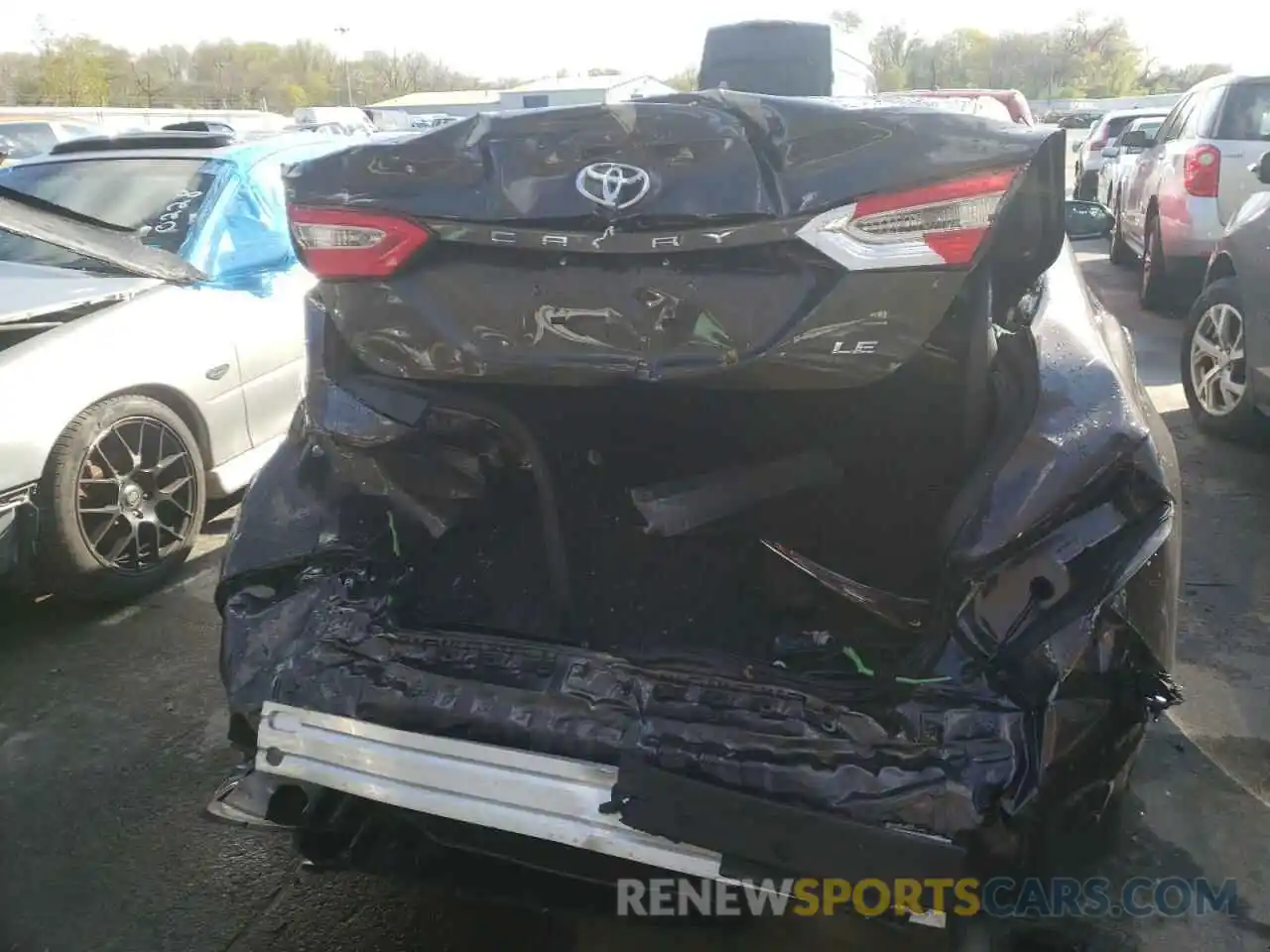 9 Photograph of a damaged car 4T1B11HK9KU786079 TOYOTA CAMRY 2019