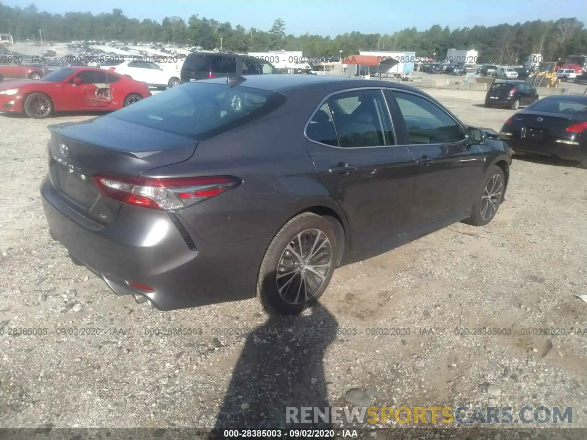 4 Photograph of a damaged car 4T1B11HK9KU786552 TOYOTA CAMRY 2019