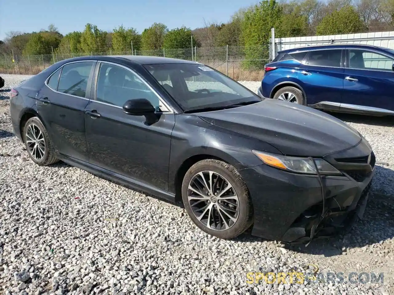 4 Photograph of a damaged car 4T1B11HK9KU788589 TOYOTA CAMRY 2019